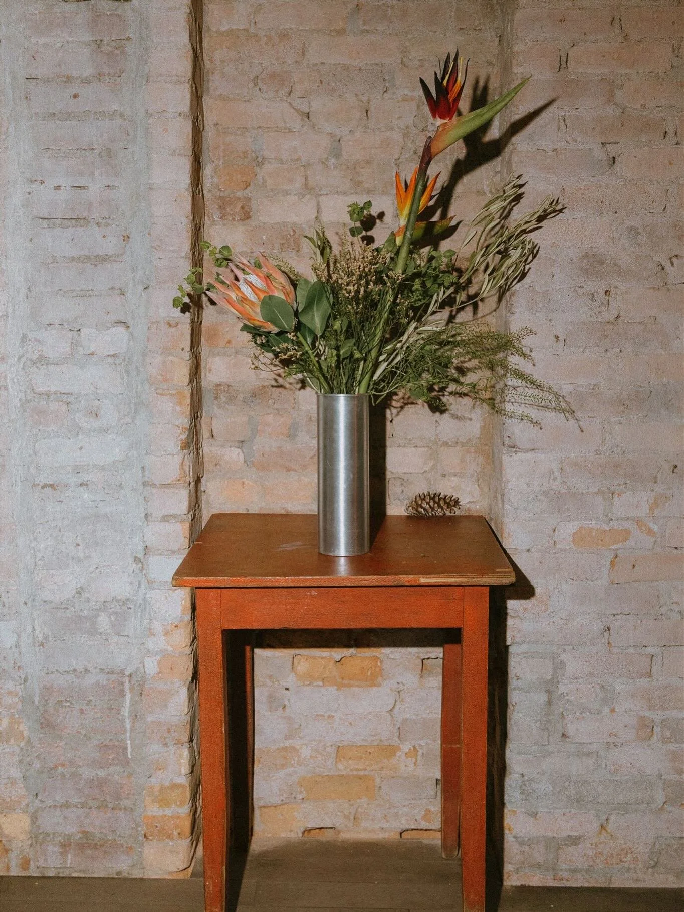 Part 2: Studio Bumi&rsquo;s communal dining experience photographed by @omer.kaplan.studio @thelibiproject &amp; written by @goudatalks for @offmenumag&rsquo;s second issue :)