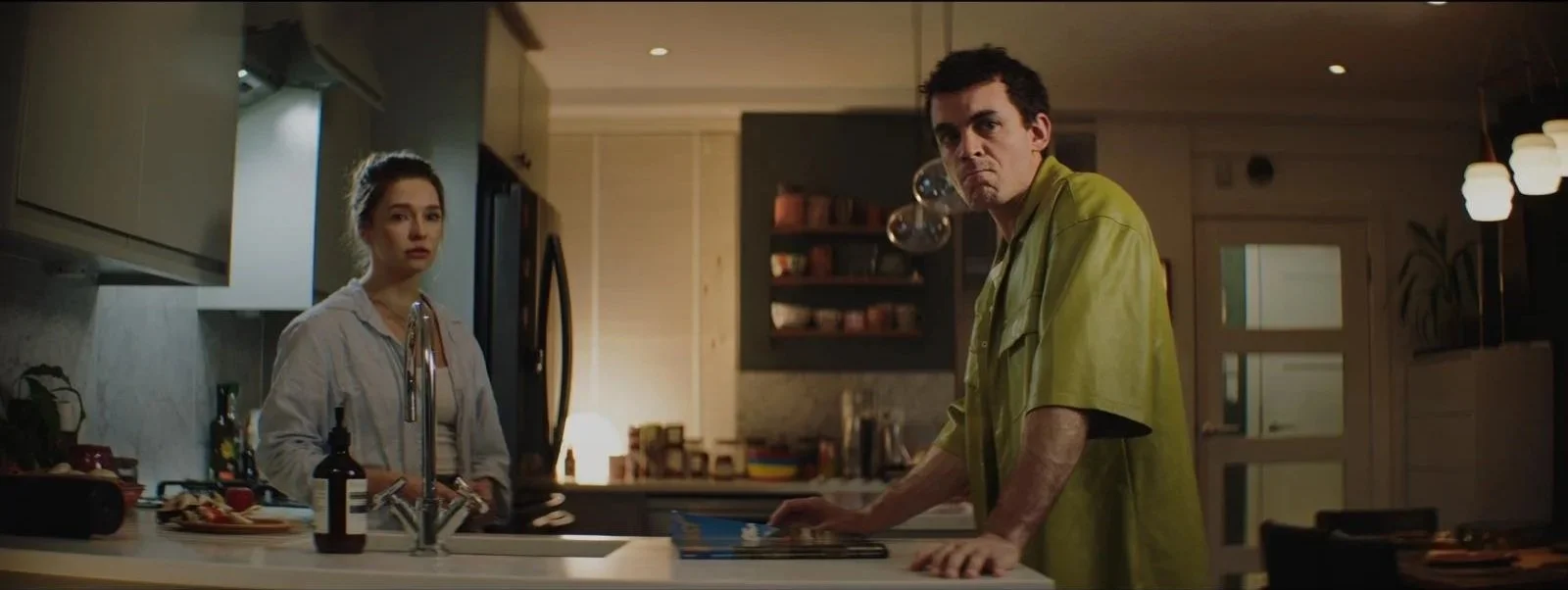 4 MINUTES BEFORE FOREVER