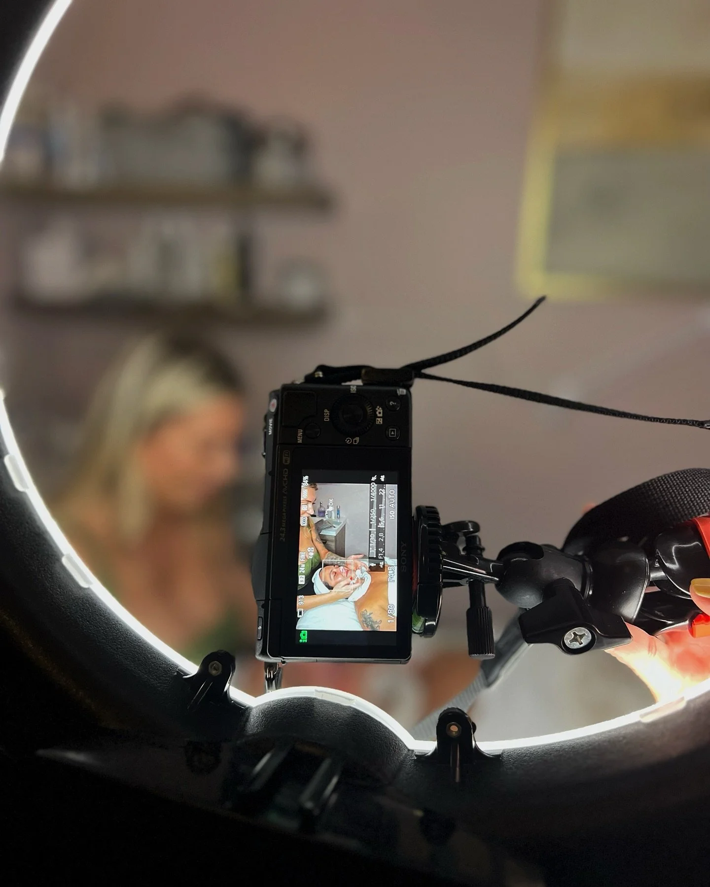 BTS at @indulge_day_spa with my bestie estie @emily__em ✨🧖‍♀️
Summer has been filled with some fun content 🤍🎆🌮