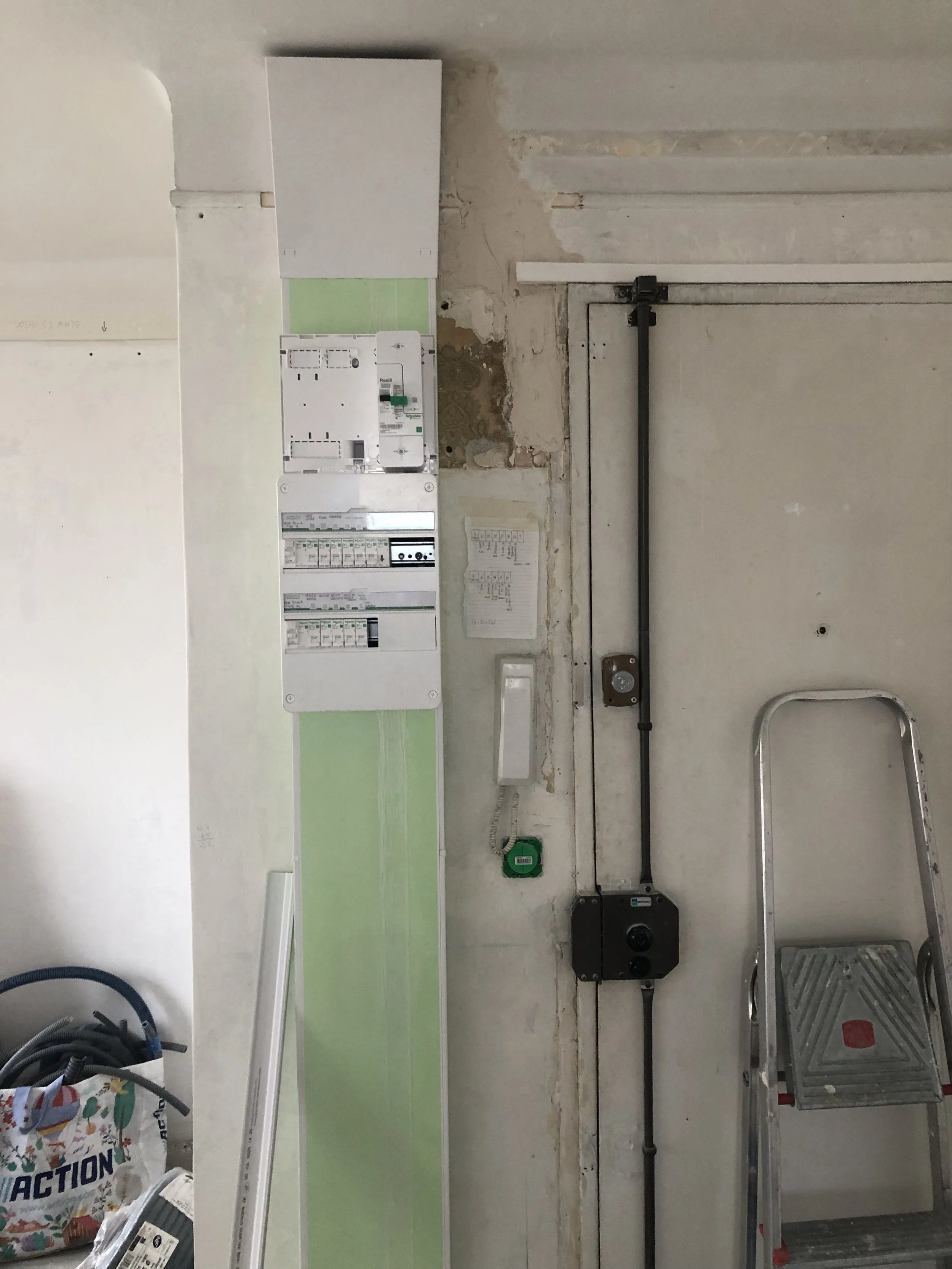 Gaine Technique de Logement avec habillage de finition, novembre 2025