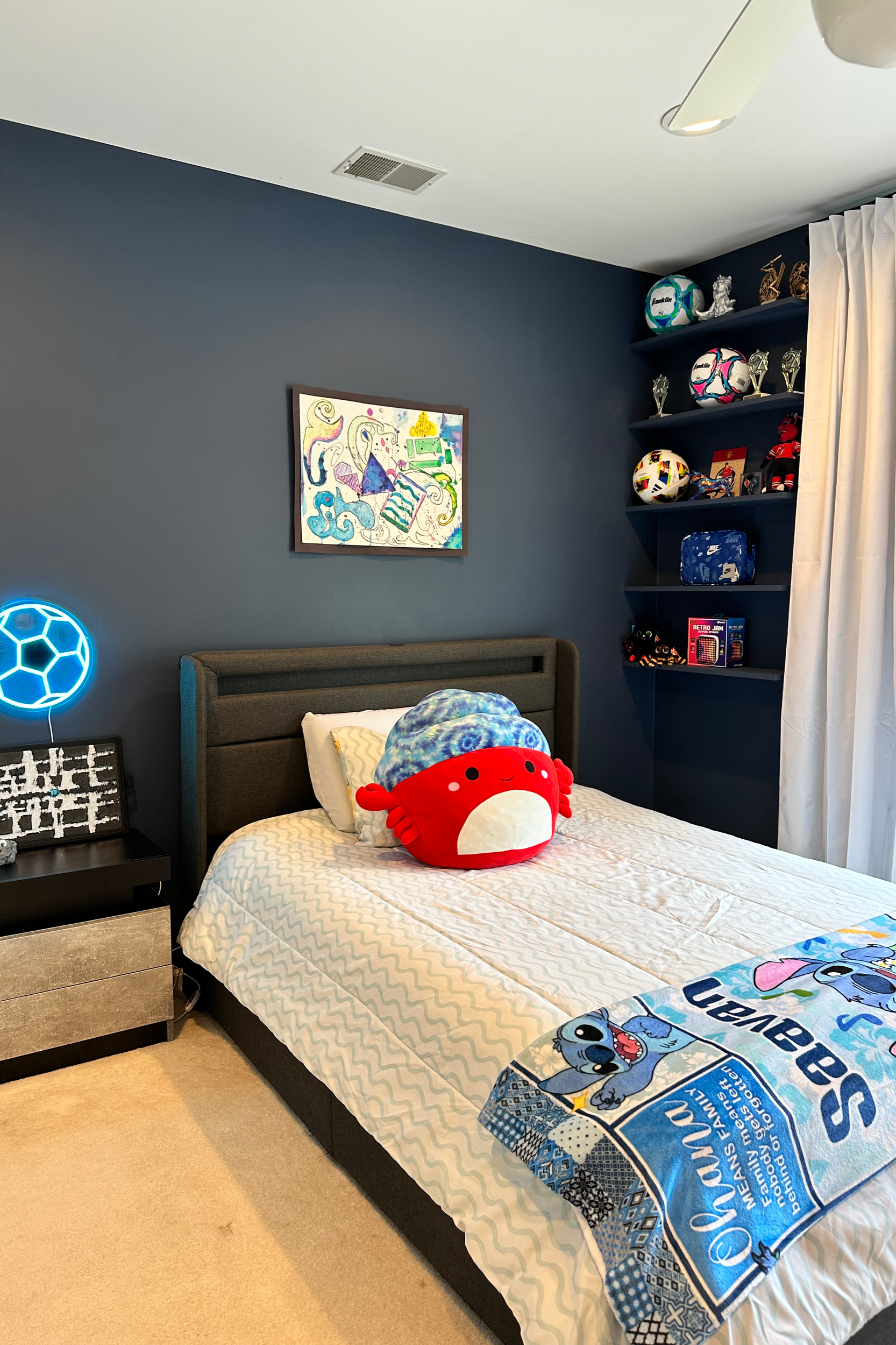 boysoccerbedroom.png