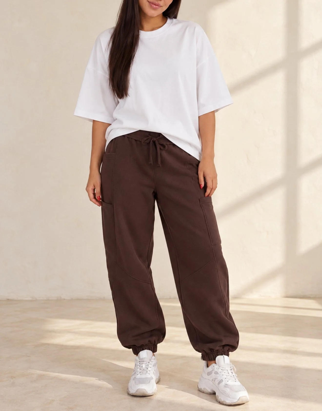 The Seamed Lounge Jogger Pant in Espresso