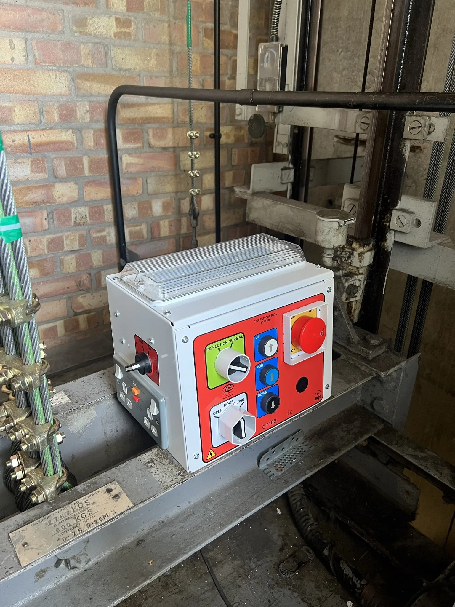 The inspection control box, on top of a lift car, for use by the engineers.