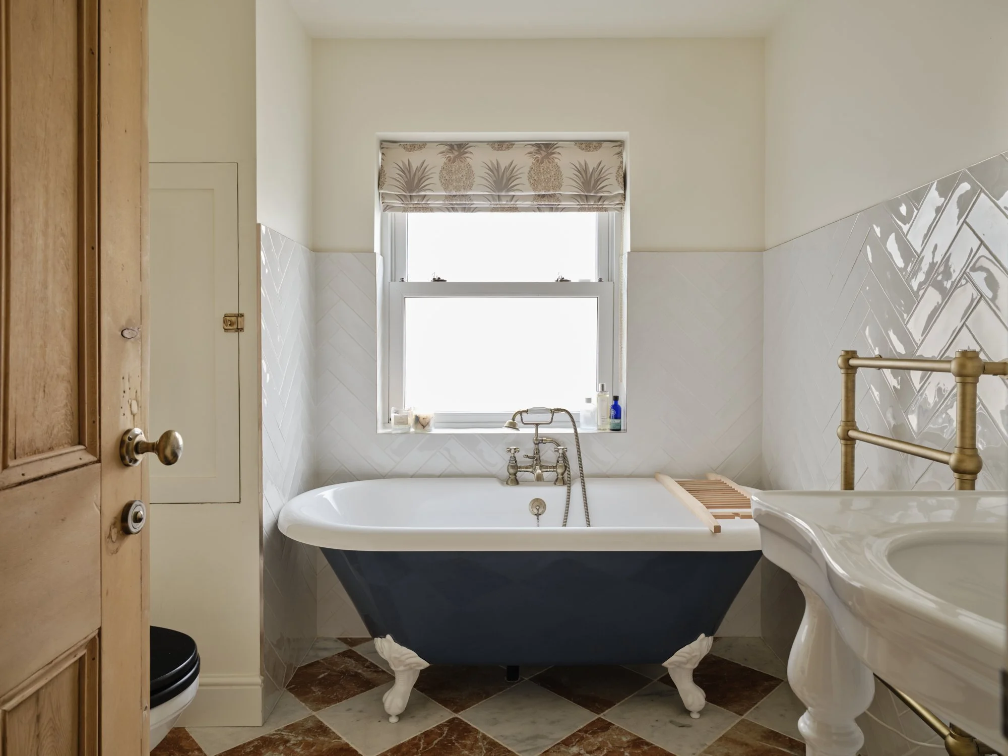 CK Design - SW120142.jpg