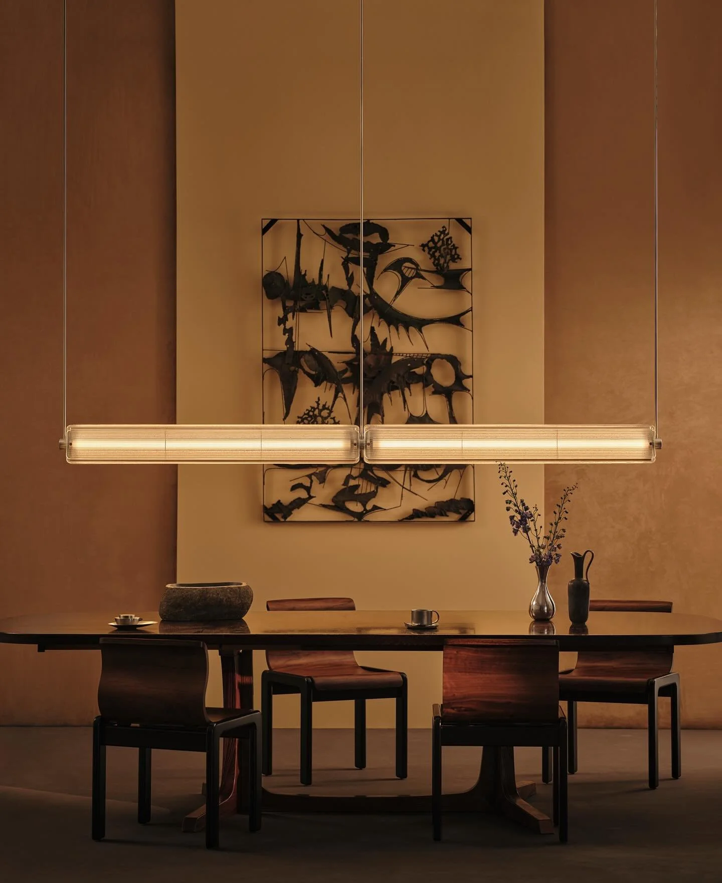 The Apex Collection by @jadamsandco has expanded with new larger-scale statement pieces. Combining textured kiln-formed glass with solid brass, the collection showcases a dynamic interplay of light, depth, and form. Each handcrafted glass element fea