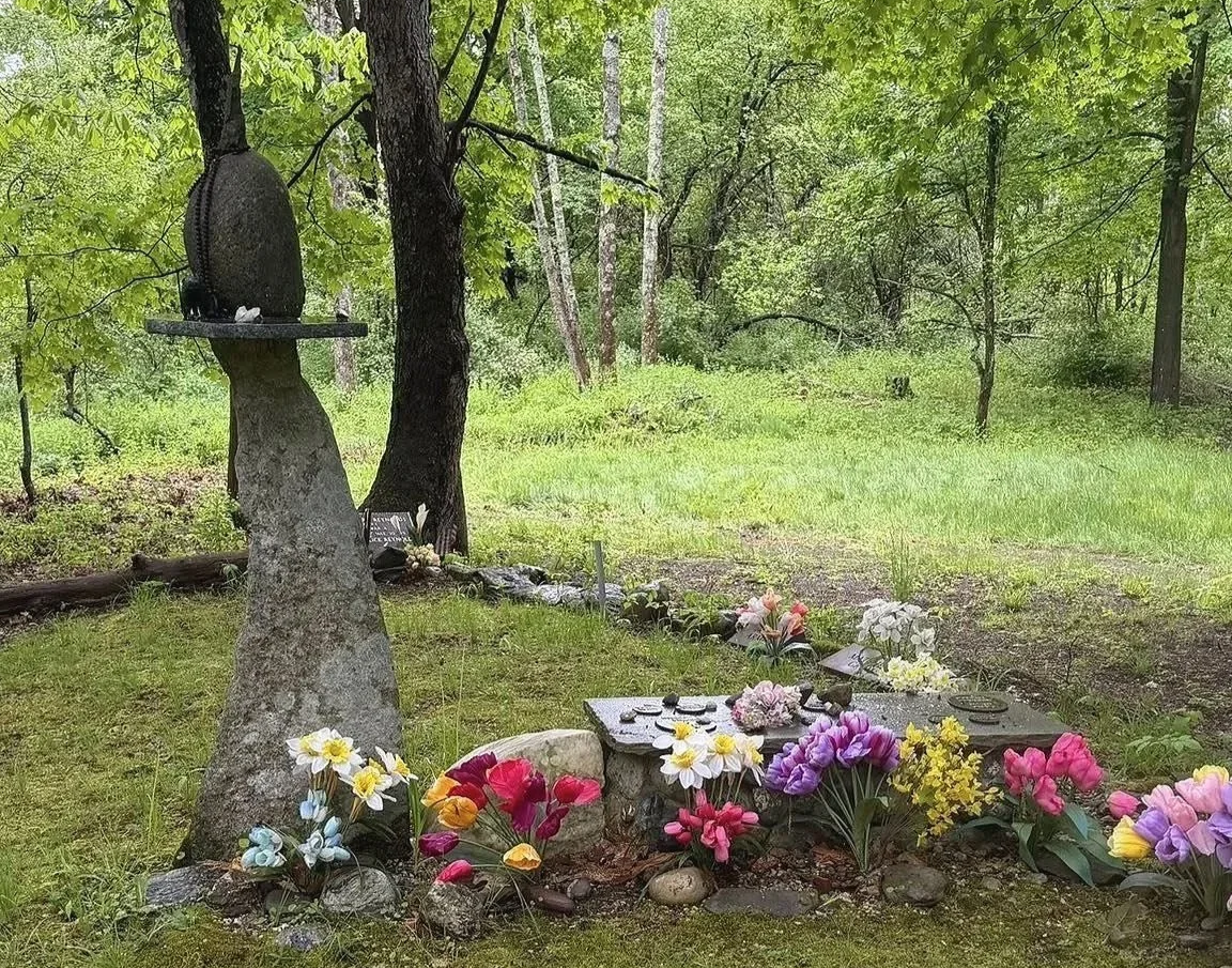 Memorial Garden &amp; Cemetery