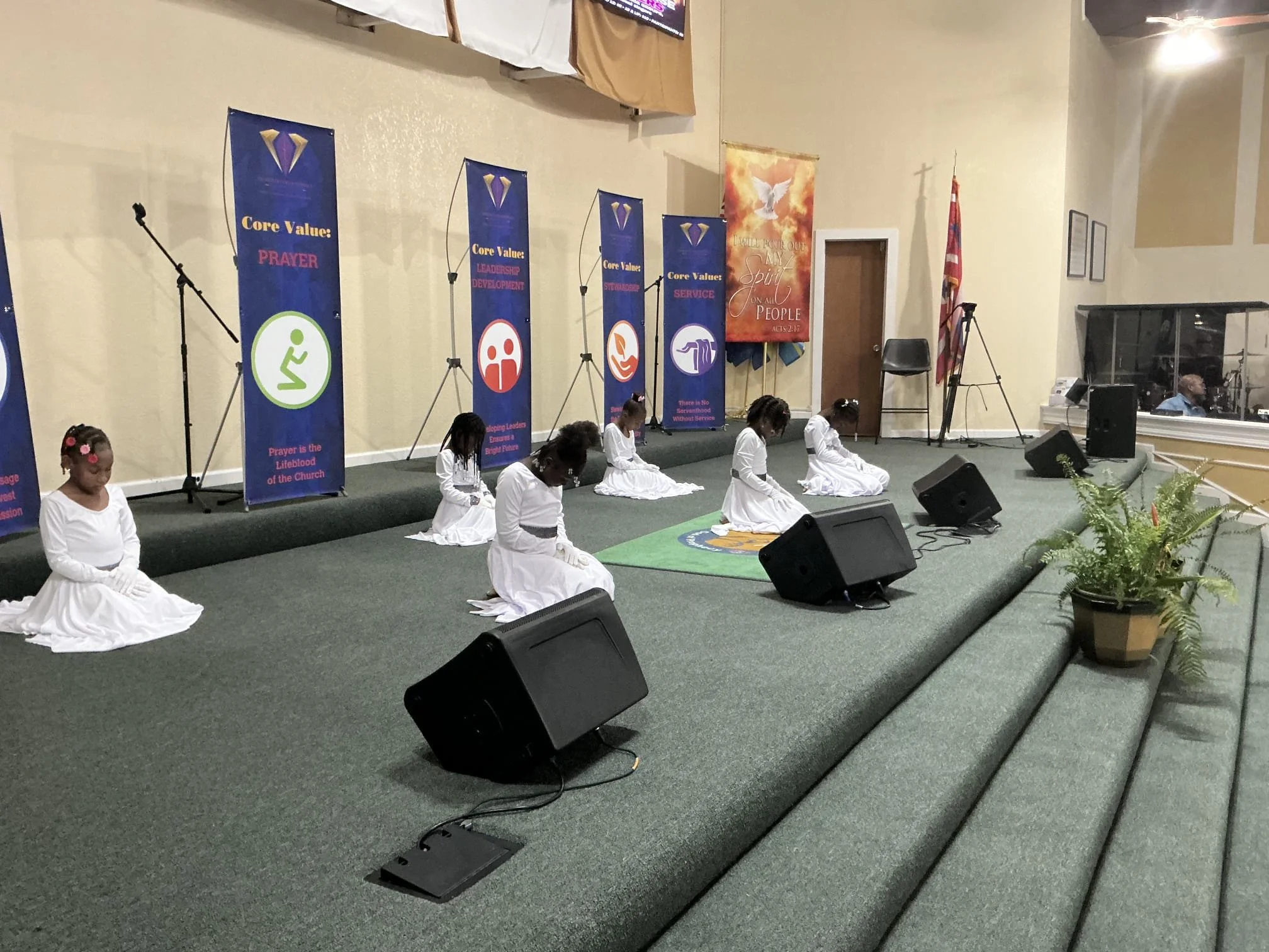 WhatsApp Image 2025-12-10 at 15.24.16.jpeg