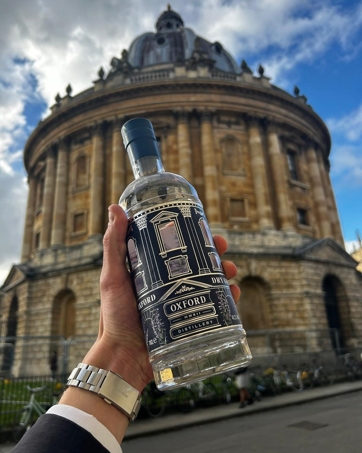 Oxford+Dry+Gin.jpg