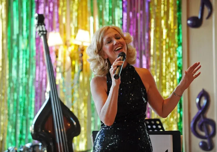 Live on Fridays: Sandi Haynes