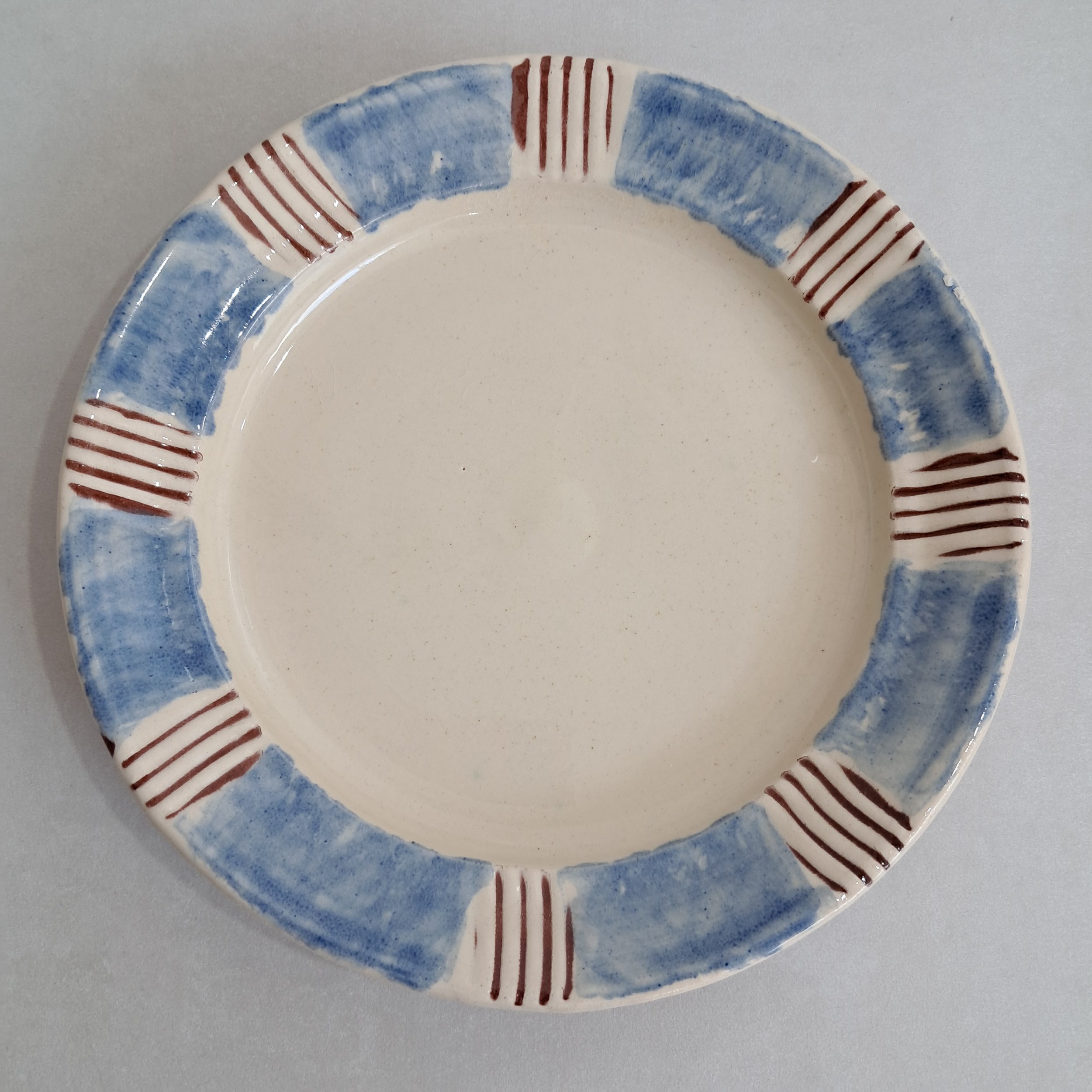 Plate - 22cm.