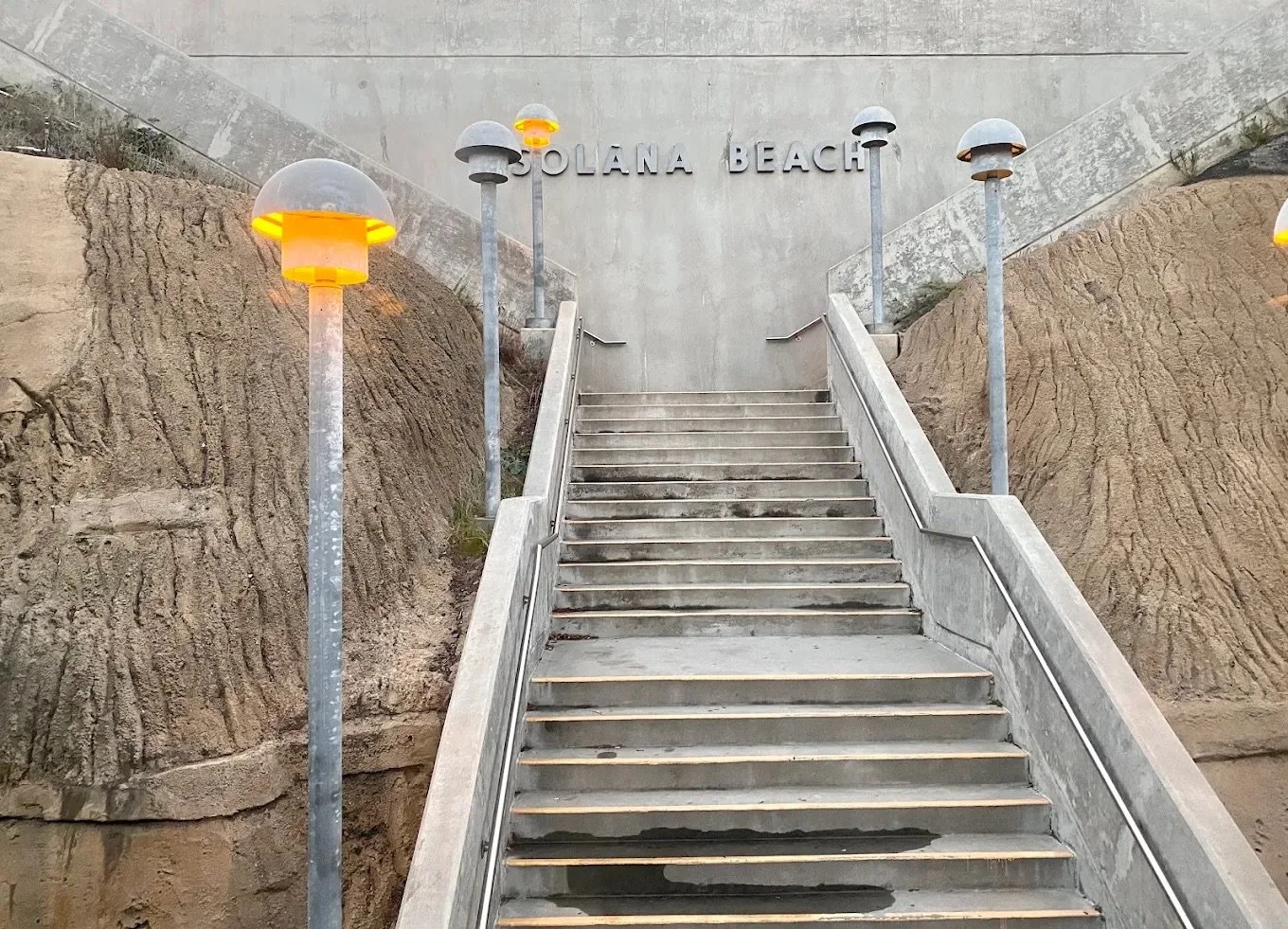 Solana Beach Amtrak Station 3.jpeg