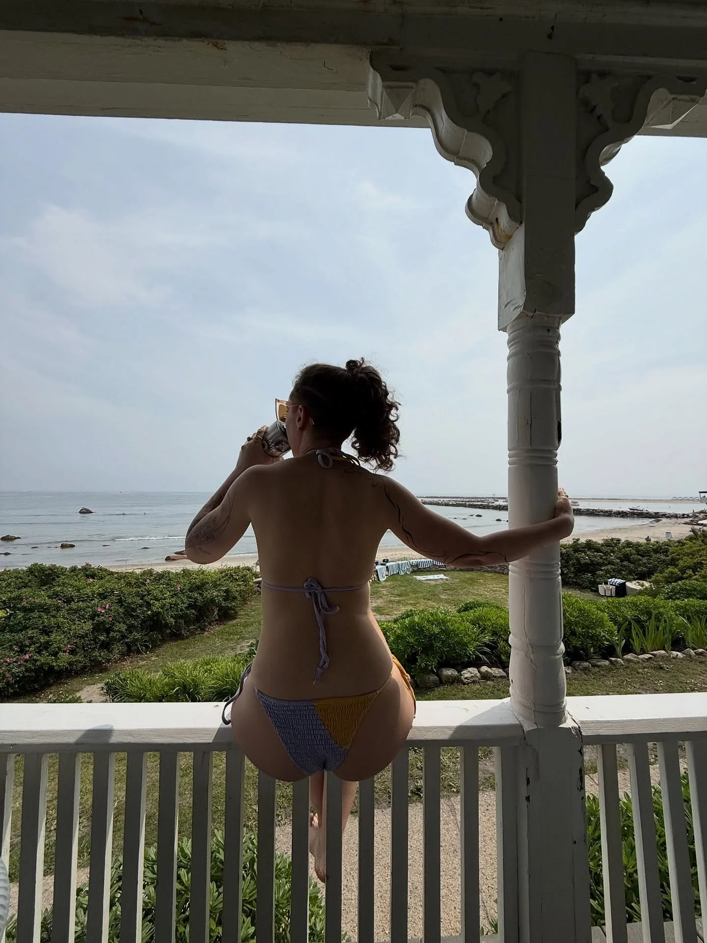 ARTifacts from warmer months 
✨🌿❤️&zwj;🔥🪳🎀🍊🐊🕸️🍌🤡