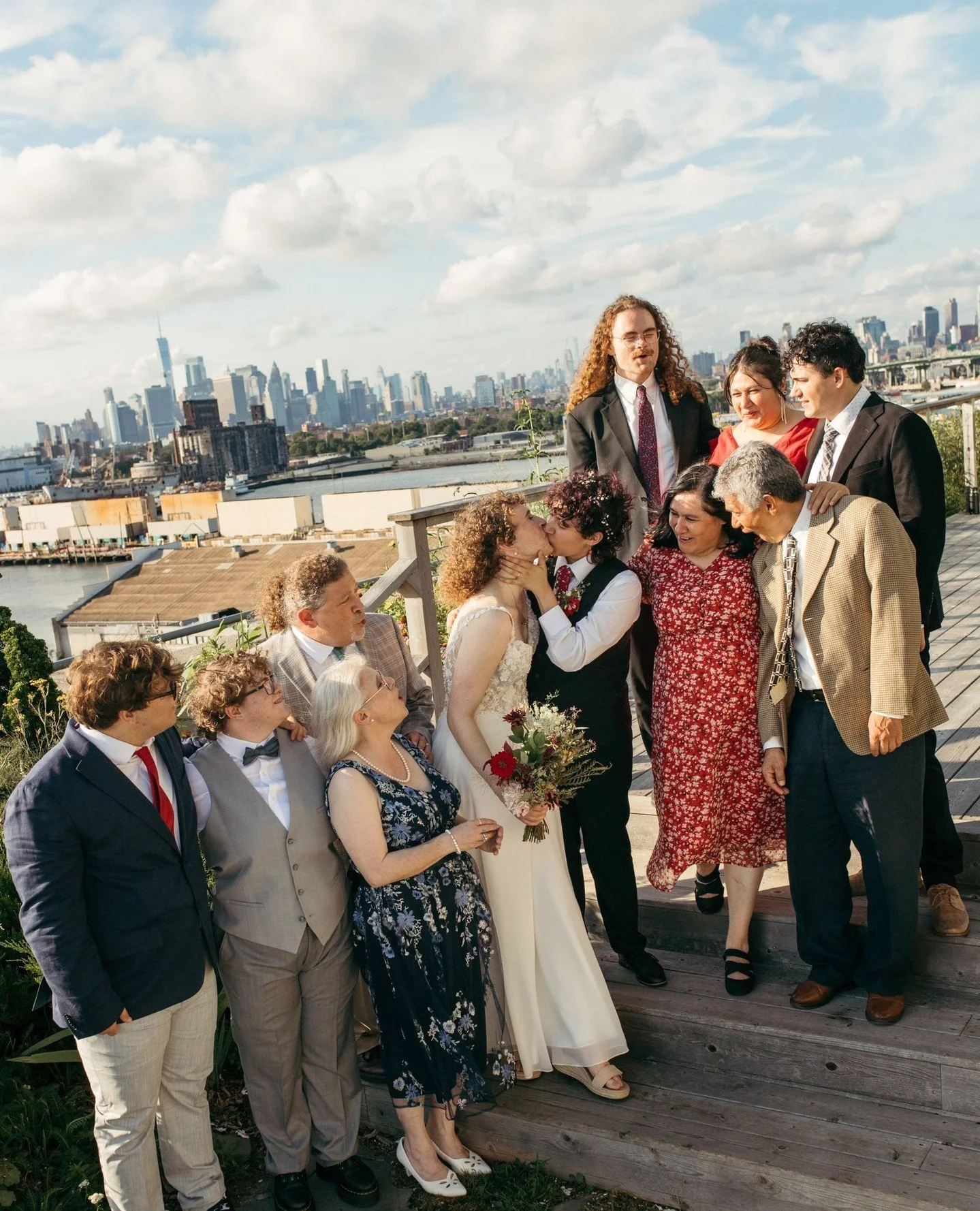 ✨ Nothing beats the joy of gathering your favorite people to celebrate love! 💖 From belly laughs to happy tears, capturing those precious moments with chosen family at your wedding is truly magical! 📸🤩 Tell me, what&rsquo;s your favorite wedding m