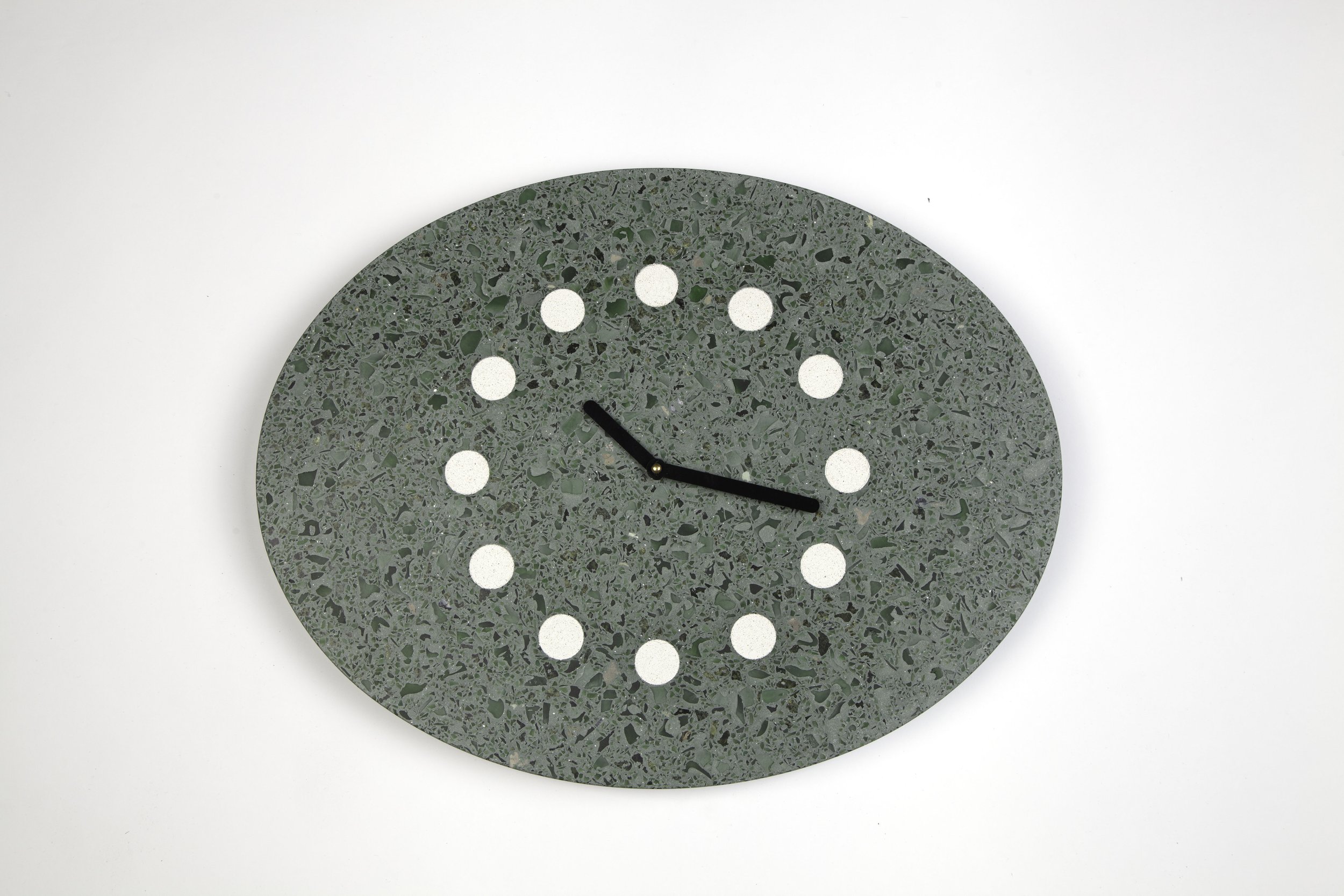 Oso Mini_Clock_picture01.jpg