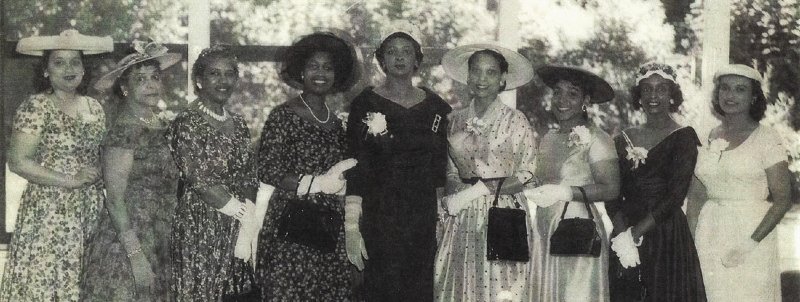 AKA_ZNO_ 1958 Sorors.jpg