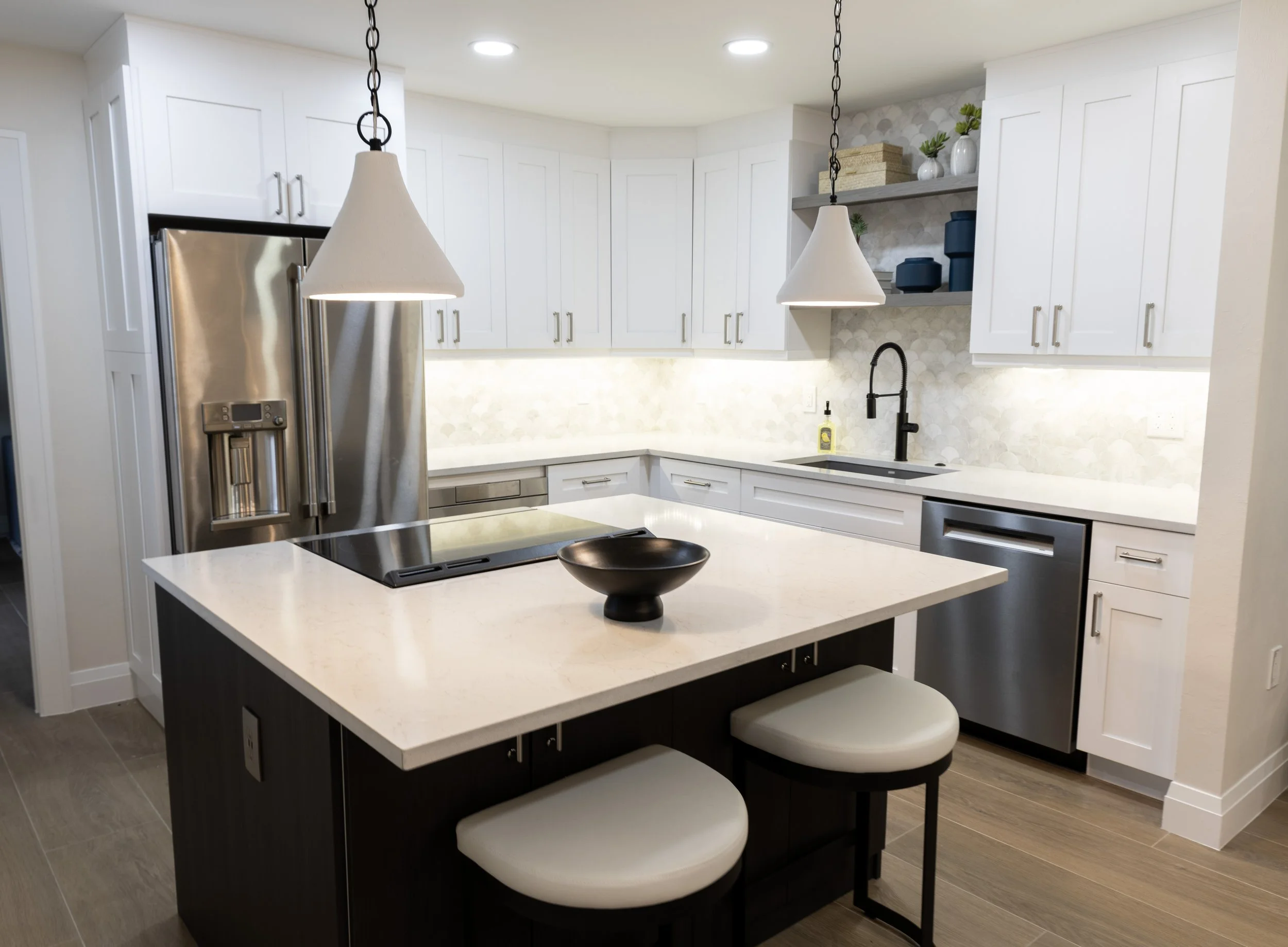 Transitional Kitchen Remodel by Home Fixerz Construction project photo 2