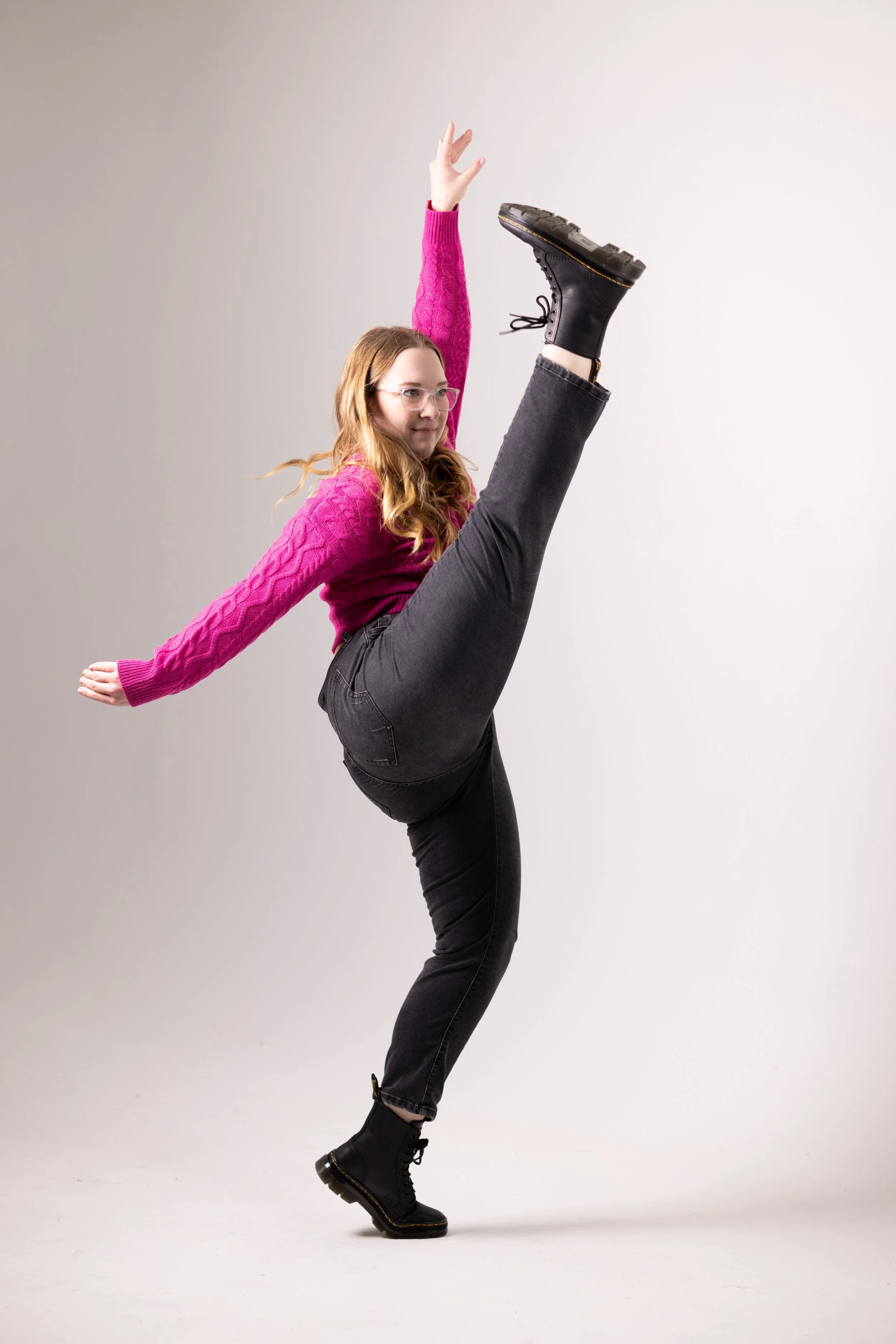 20221230_Grace Headshots-50.jpg