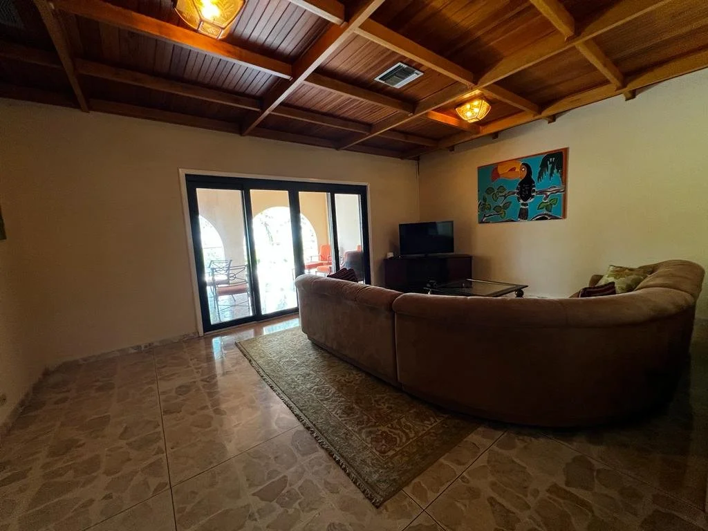 Villa Daiquiri - Upstiars living room