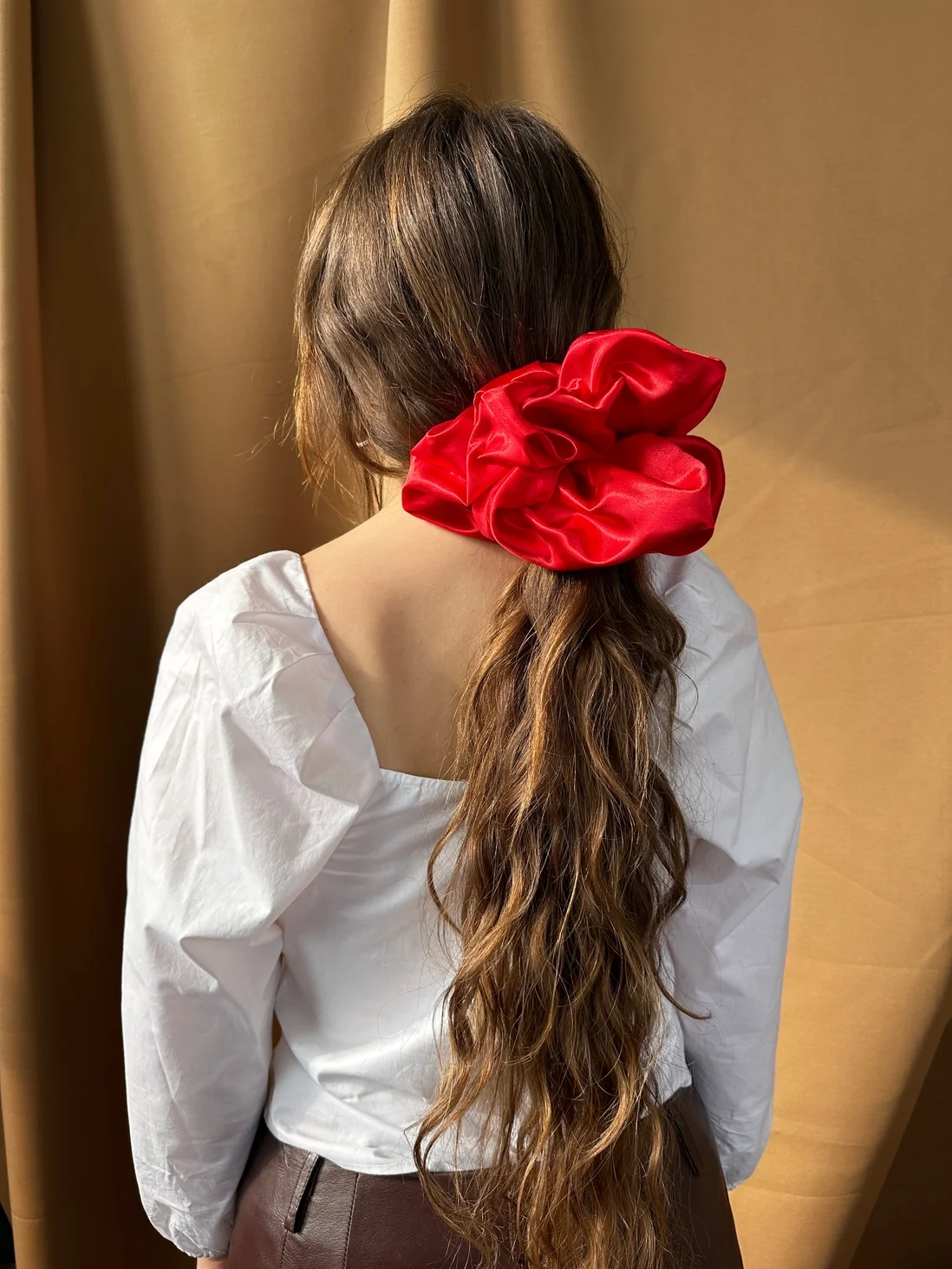 Room Shop Giant Satin Scrunchie Red.webp