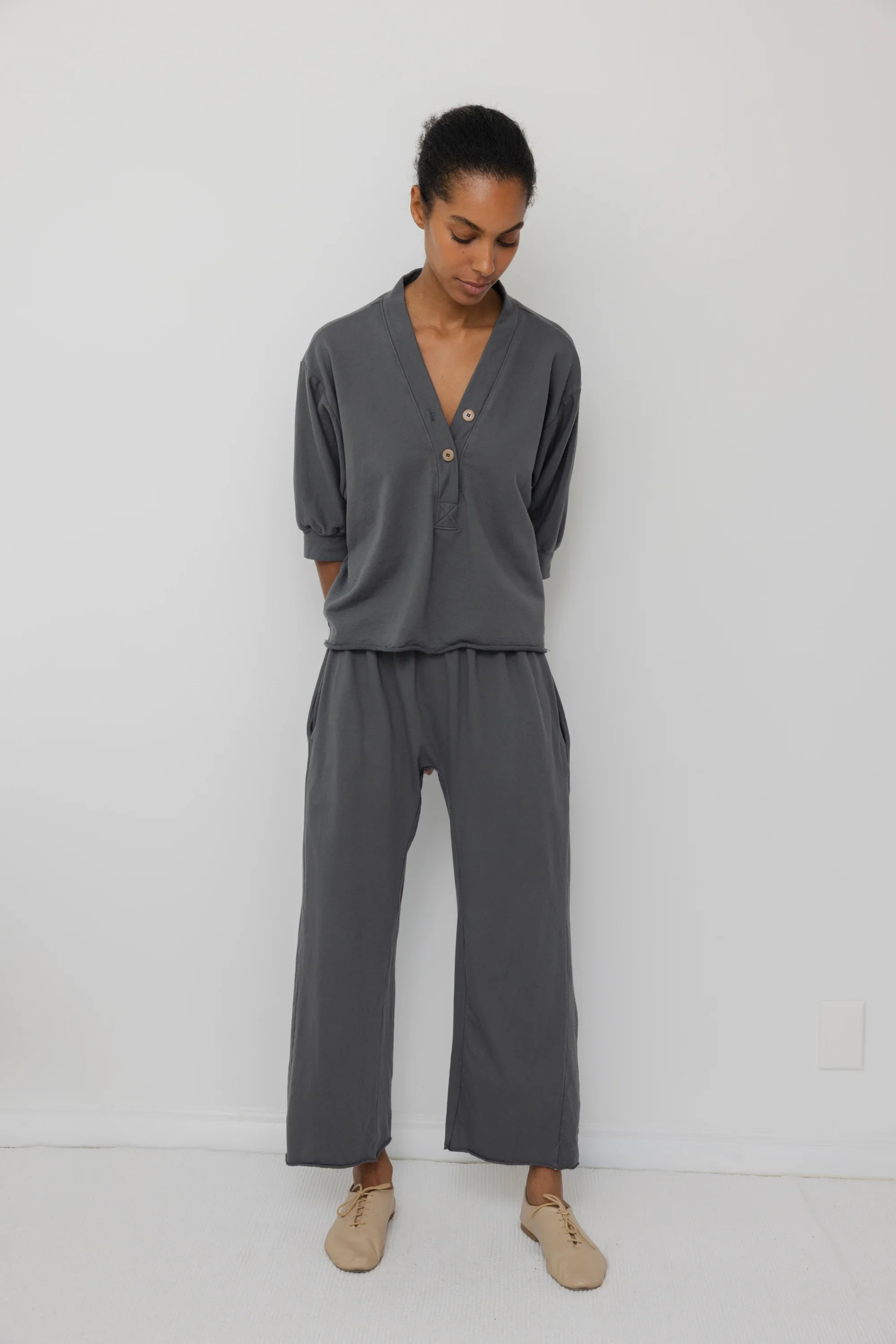 Wol Hid Easy Sweatpants - Stone
