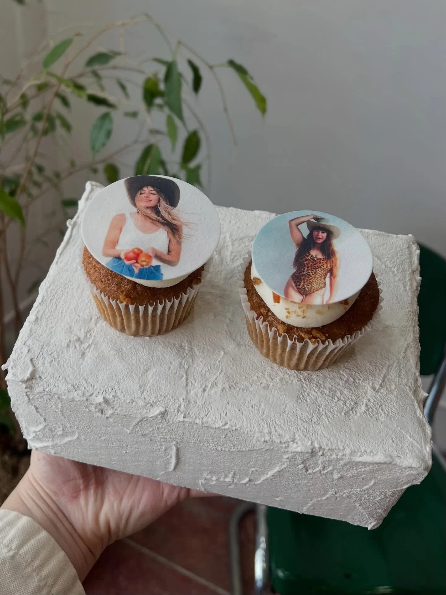 Happy shared birthday to our shop keep Pisces sisters @hilaryhonadel &amp; @gertybird ! 👯 🐟