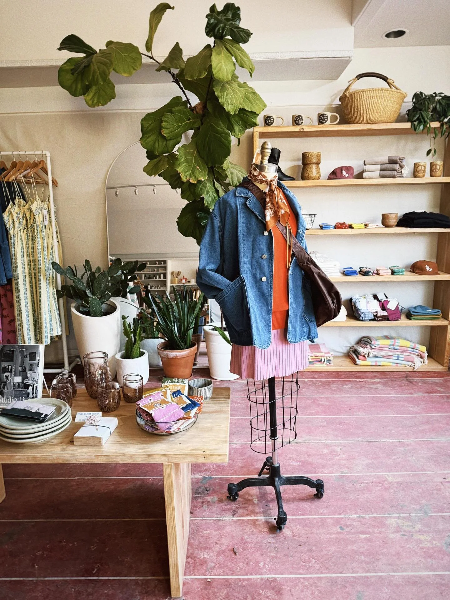 TGIF! We will be open today and tomorrow from 10:00-5:30 and then CLOSED Easter Sunday. Have a lovely weekend.