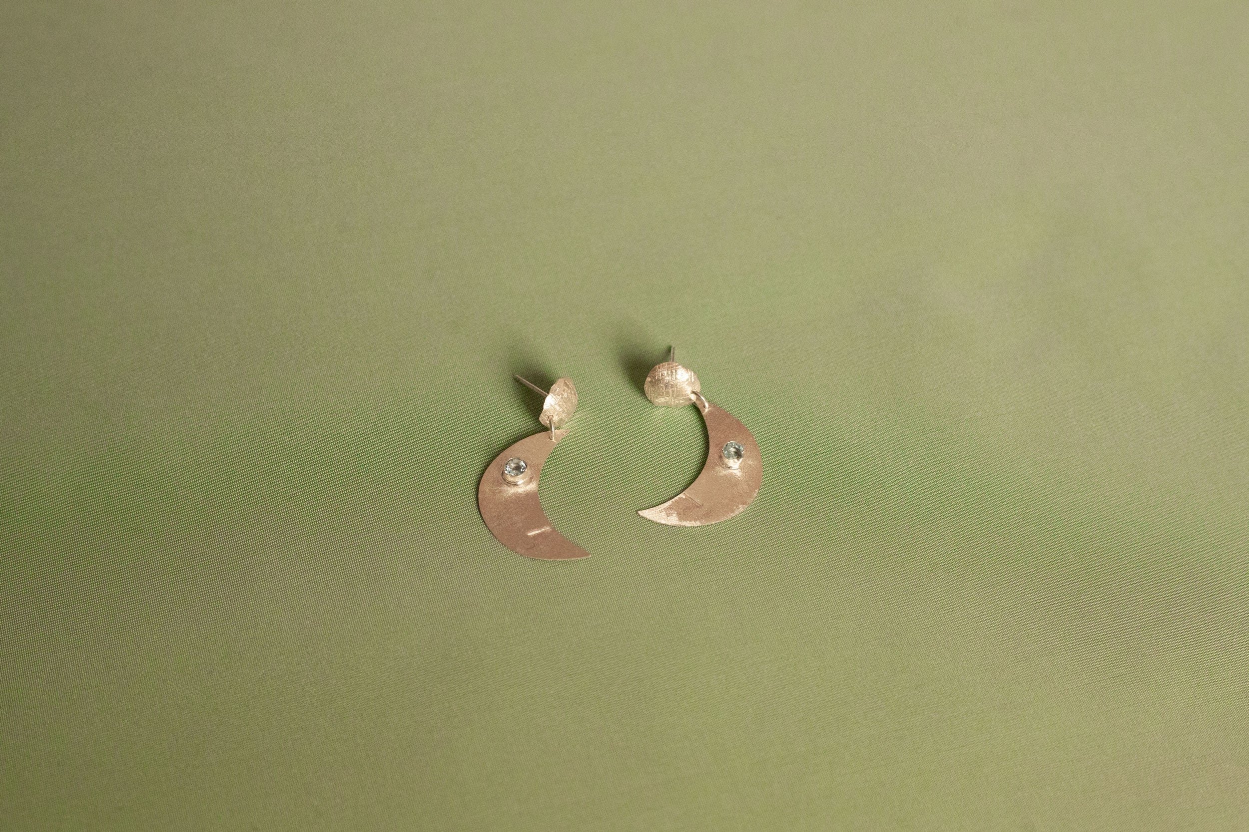 Après Ski Aku Earrings - Silver