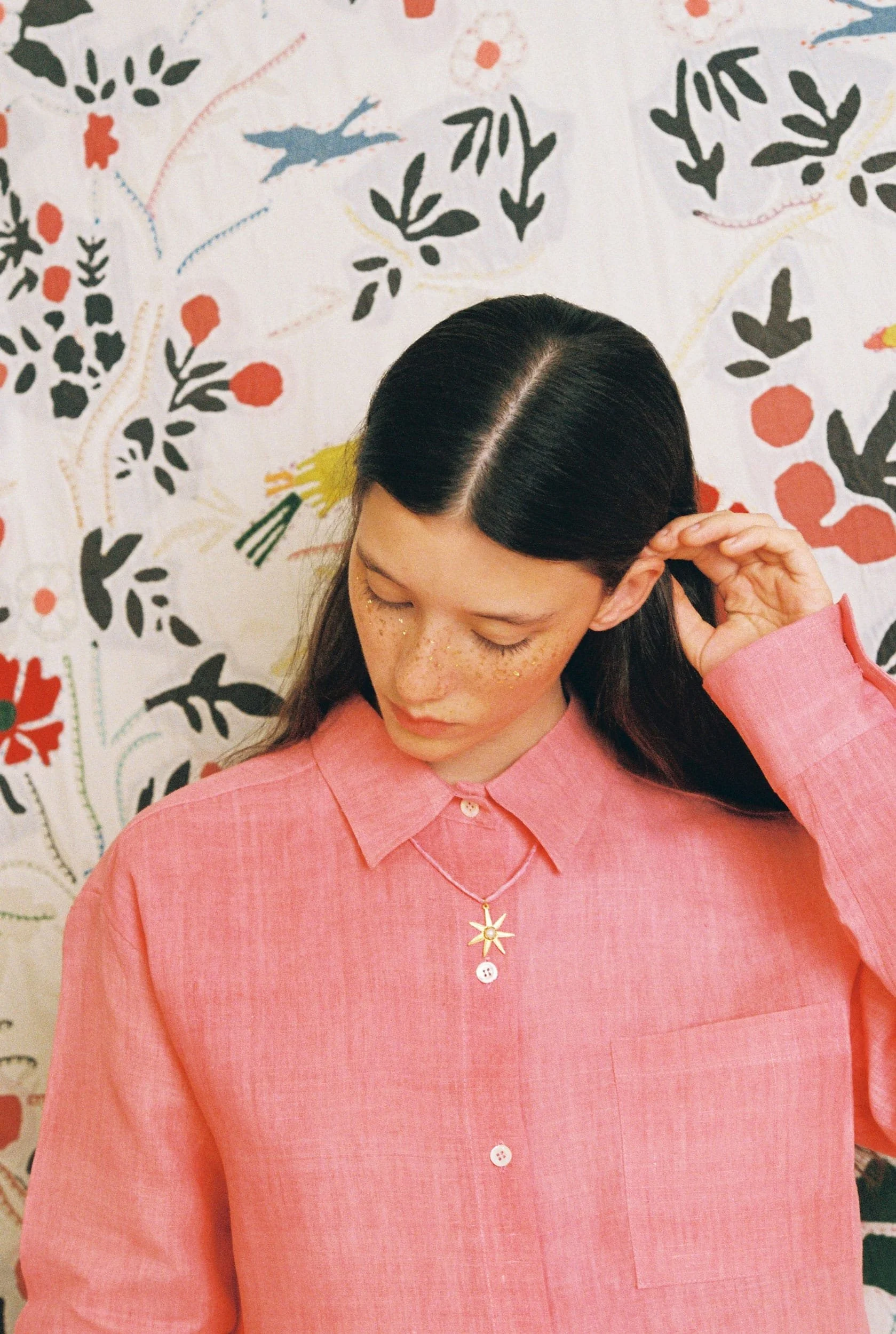APRESSKI_ATLAS_GOLD_SILK_NECKLACE_1.jpg