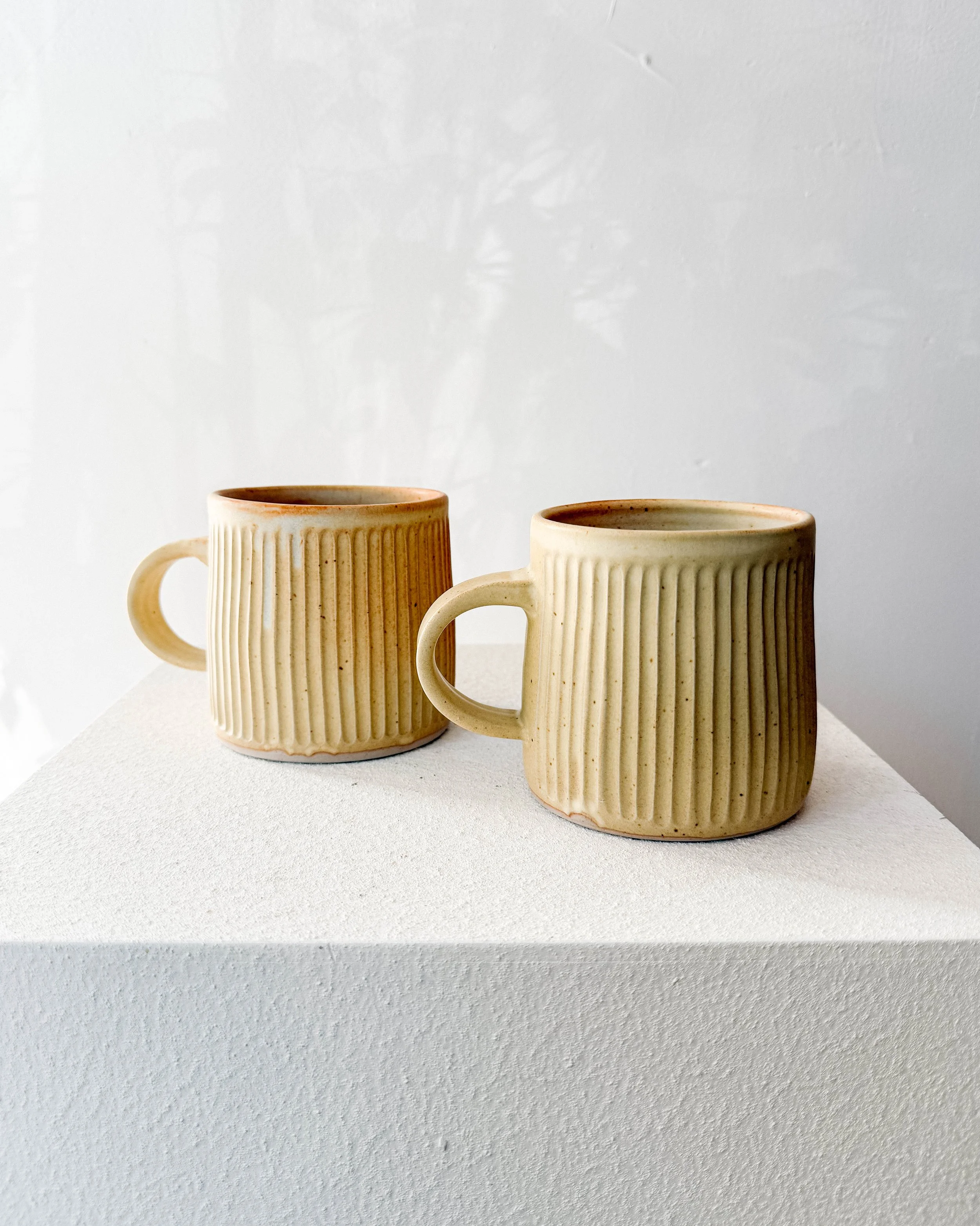 Omo Ribbed Daily Mug - Honey