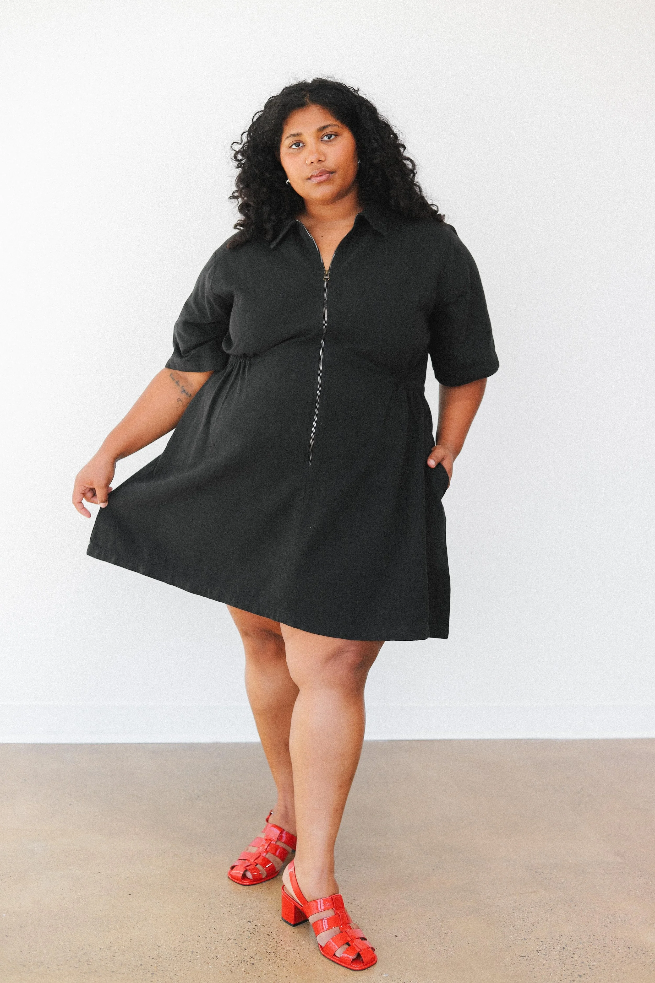 Noble Utility Dress -Black
