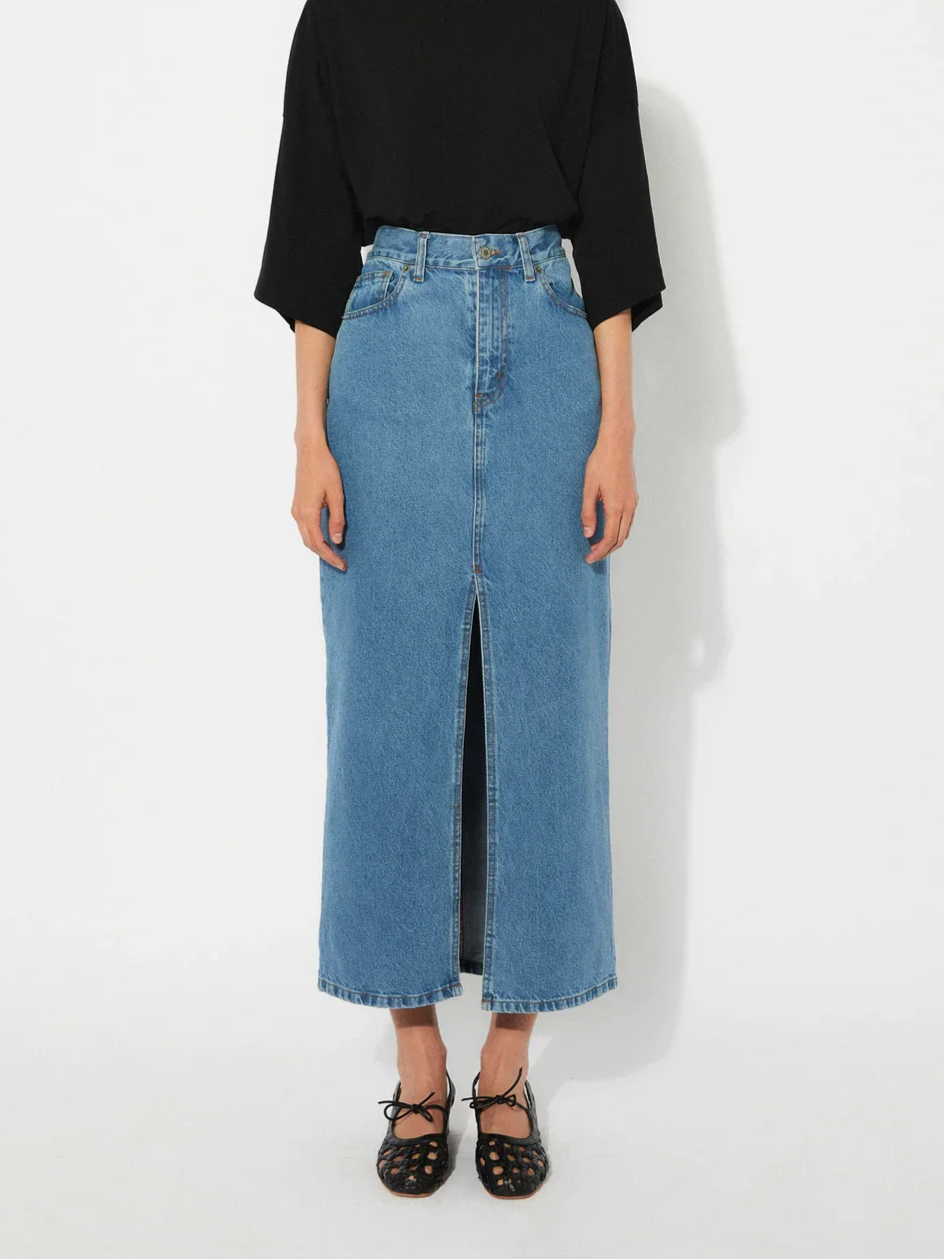 262433-FA-DE_Moliere-Skirt-Denim_RITA_ROW_WOMEN_Timeless2026_2_1080x.jpg.png