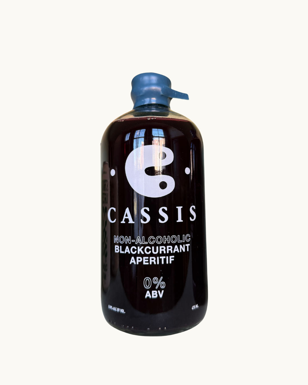 Cassis Non-Alcoholic Black Currant Aperitif-2.png