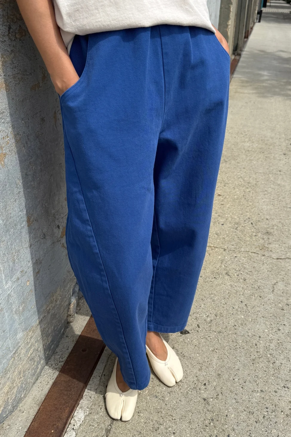 Le Bon Arc Pants Azure.webp