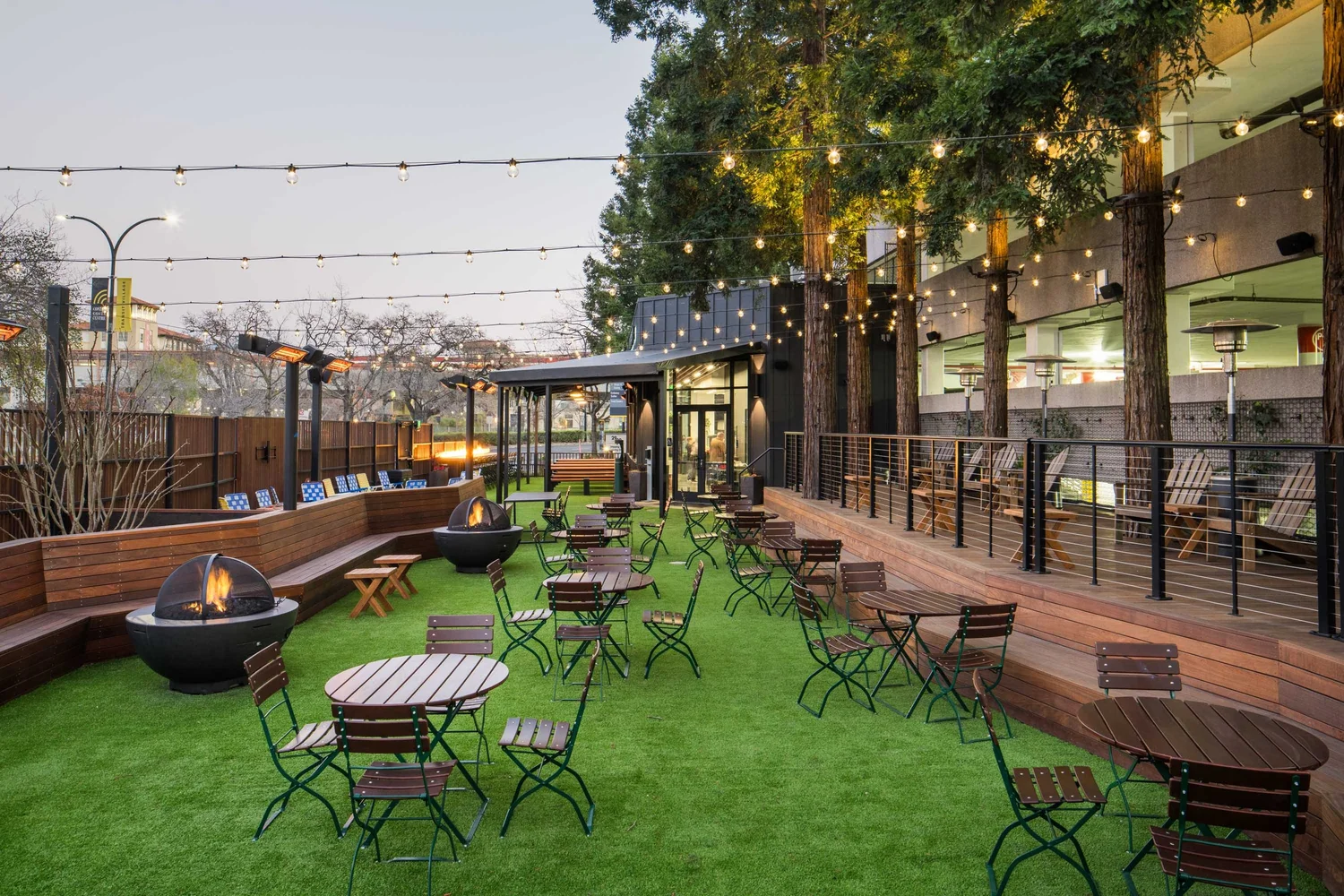 Headlands Walnut Creek beer garden