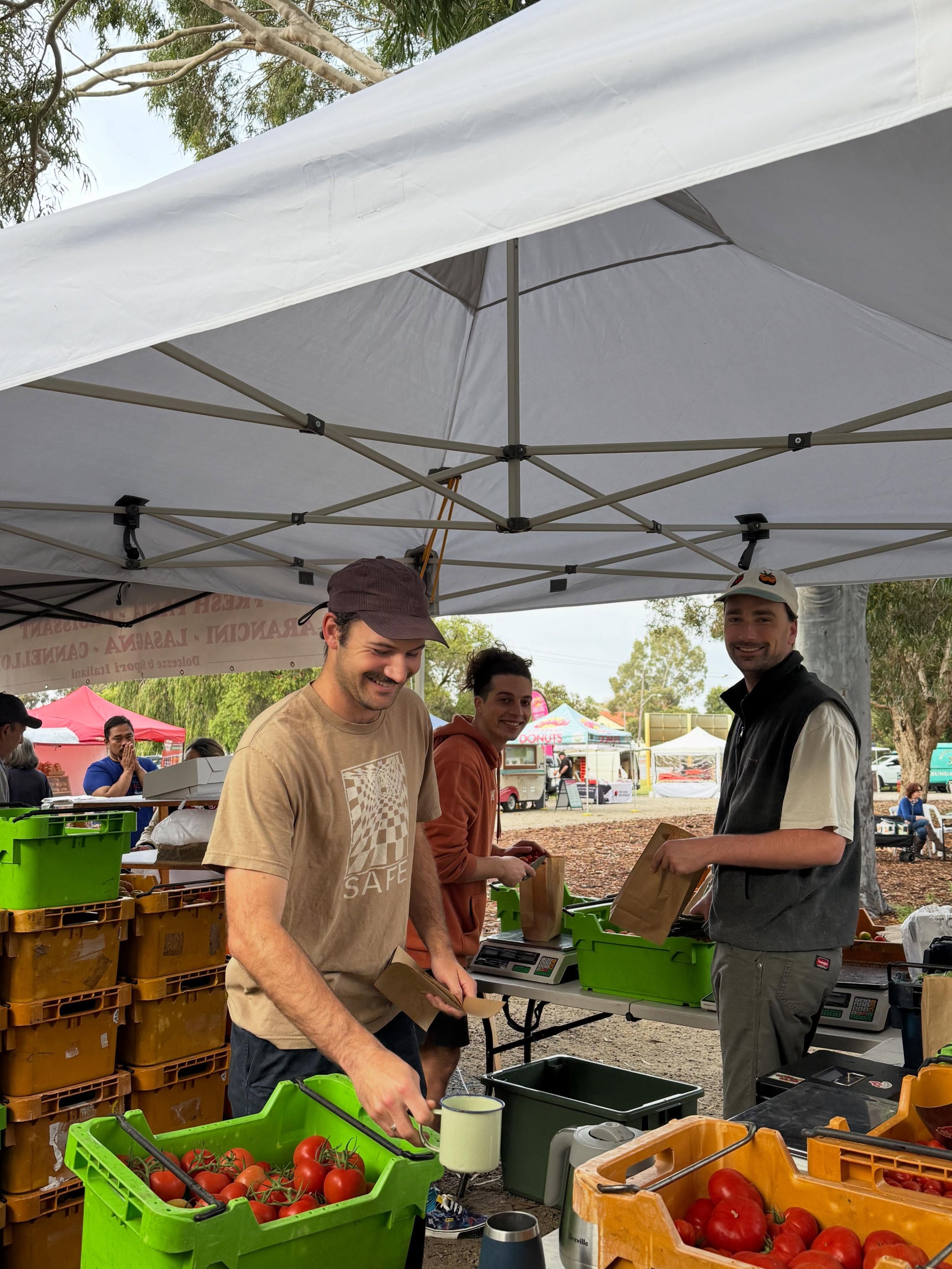 We&rsquo;re back to our regular market rotation this weekend!

Saturday:
@subifarmersmarket 
@mtclaremontfarmersmarket 
@kyillafarmersmarket 
@manningroadfarmersmarket 
@perthcityfarm 

Sunday:
@stirlingfarmersmarket 
@freofarmersmarket 

Comment on 
