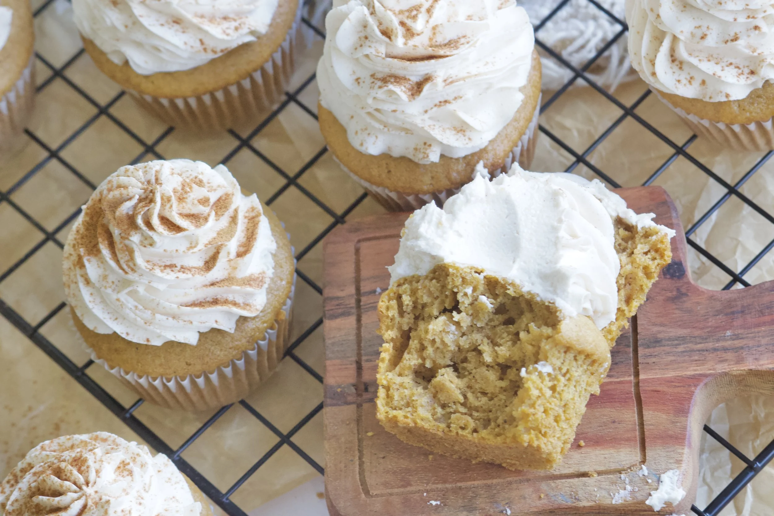 pumpkin spice cupcakes