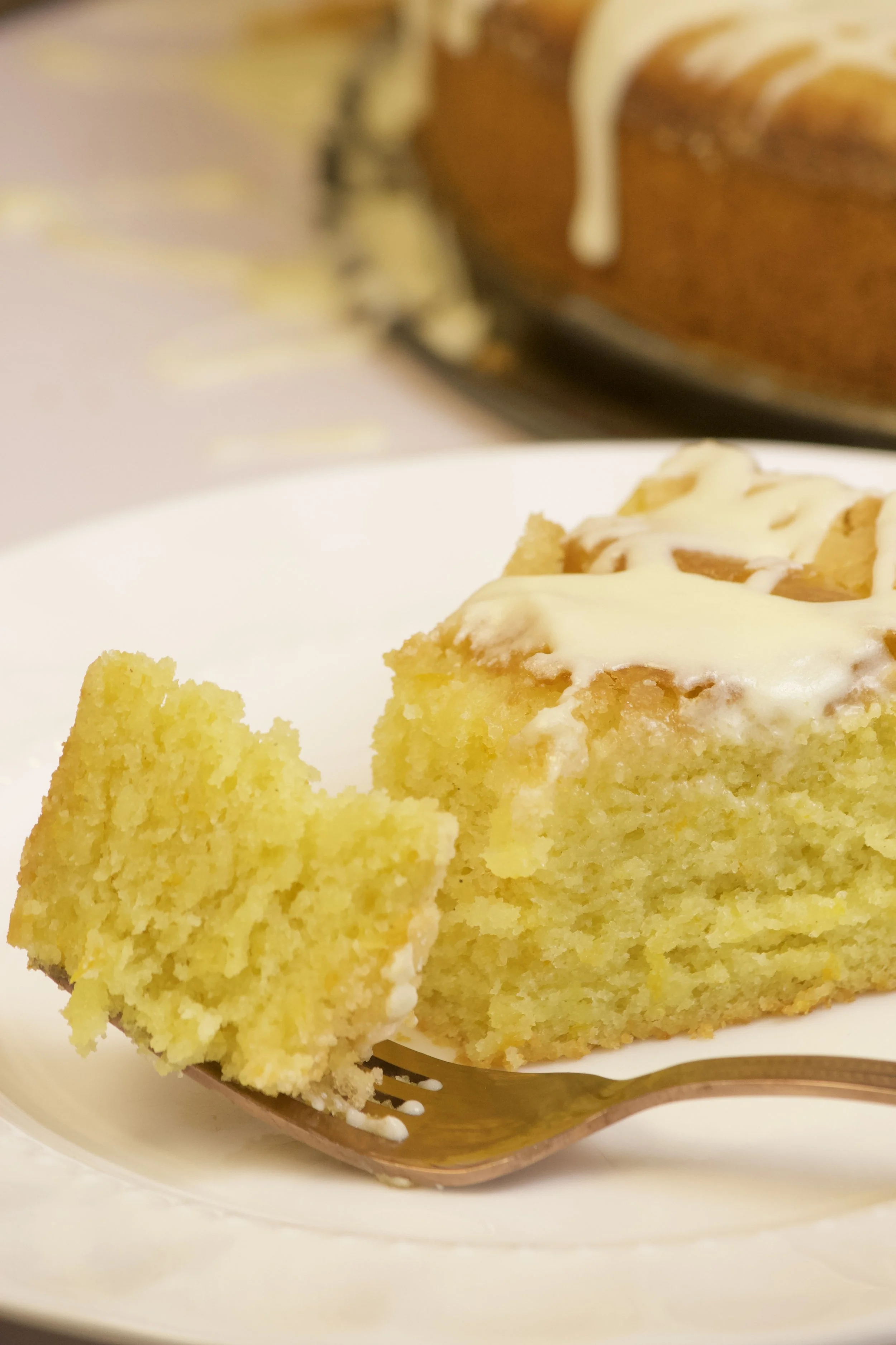 olive oil cake with glaze