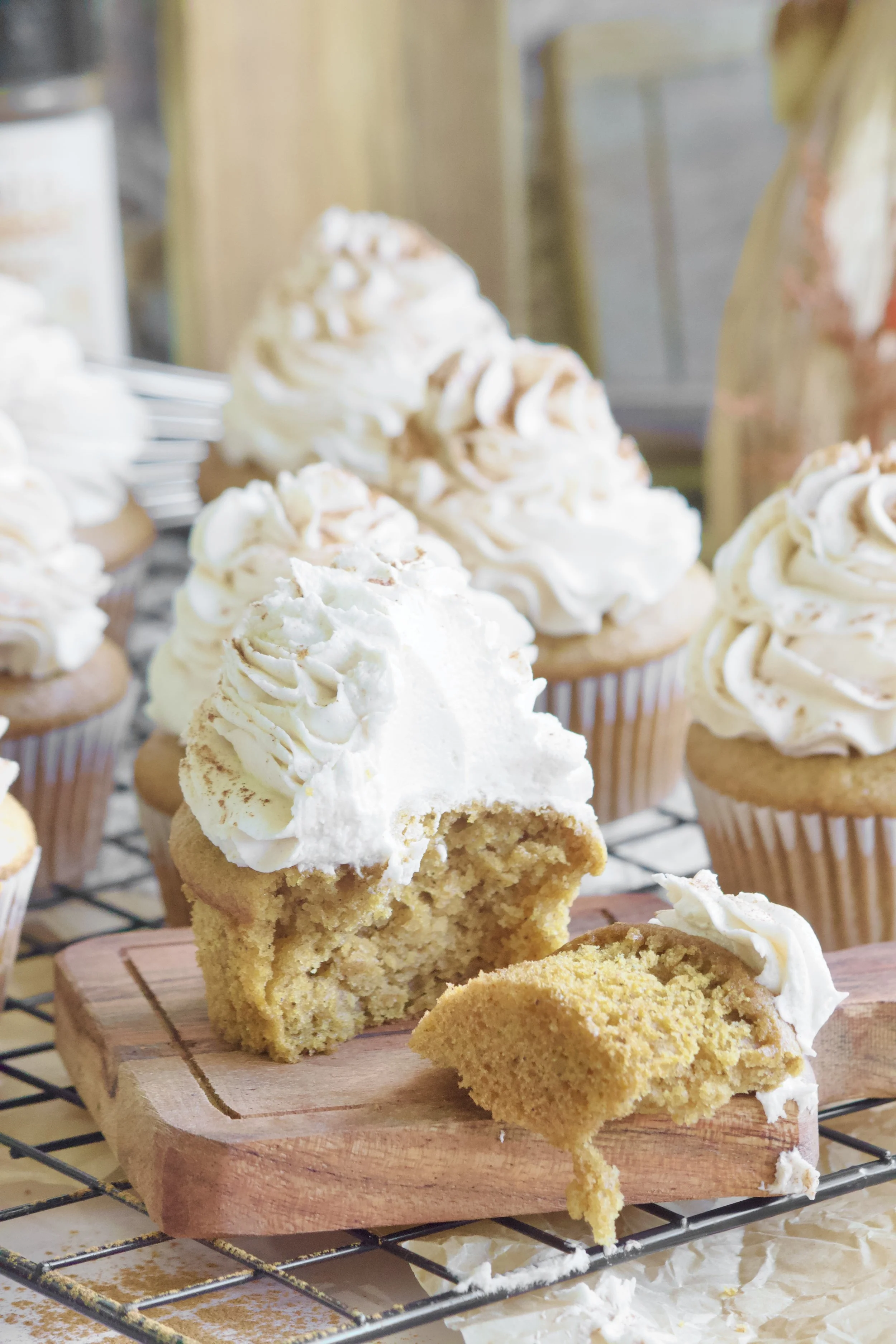 pumpkin spice cupcakes