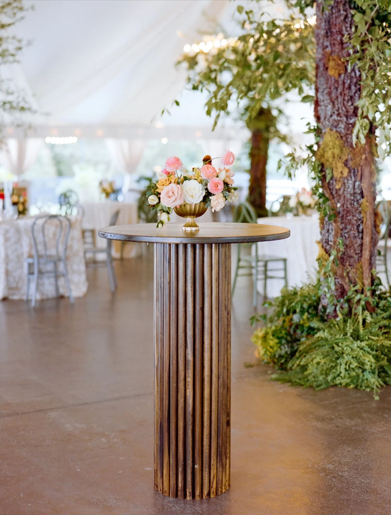 Luxury wedding reception furniture 