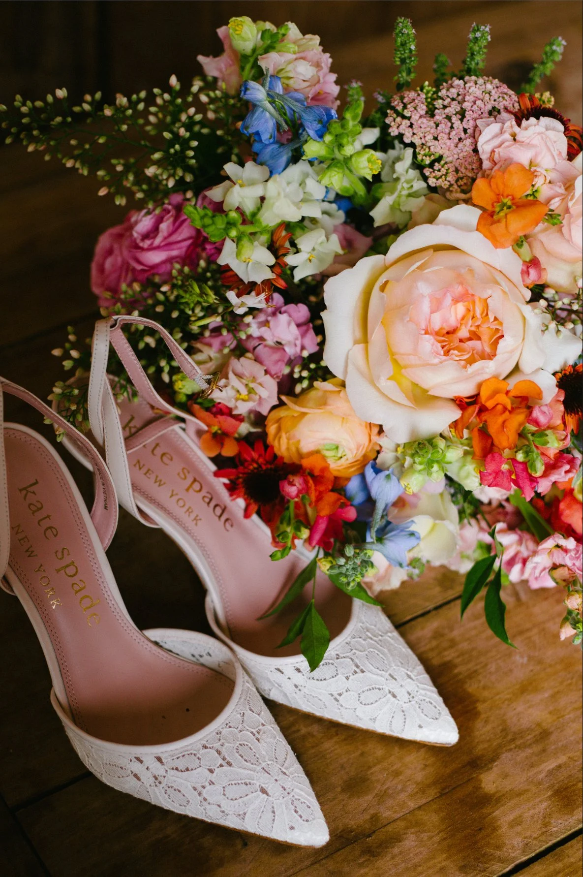 Wedding shoes and bouquet 