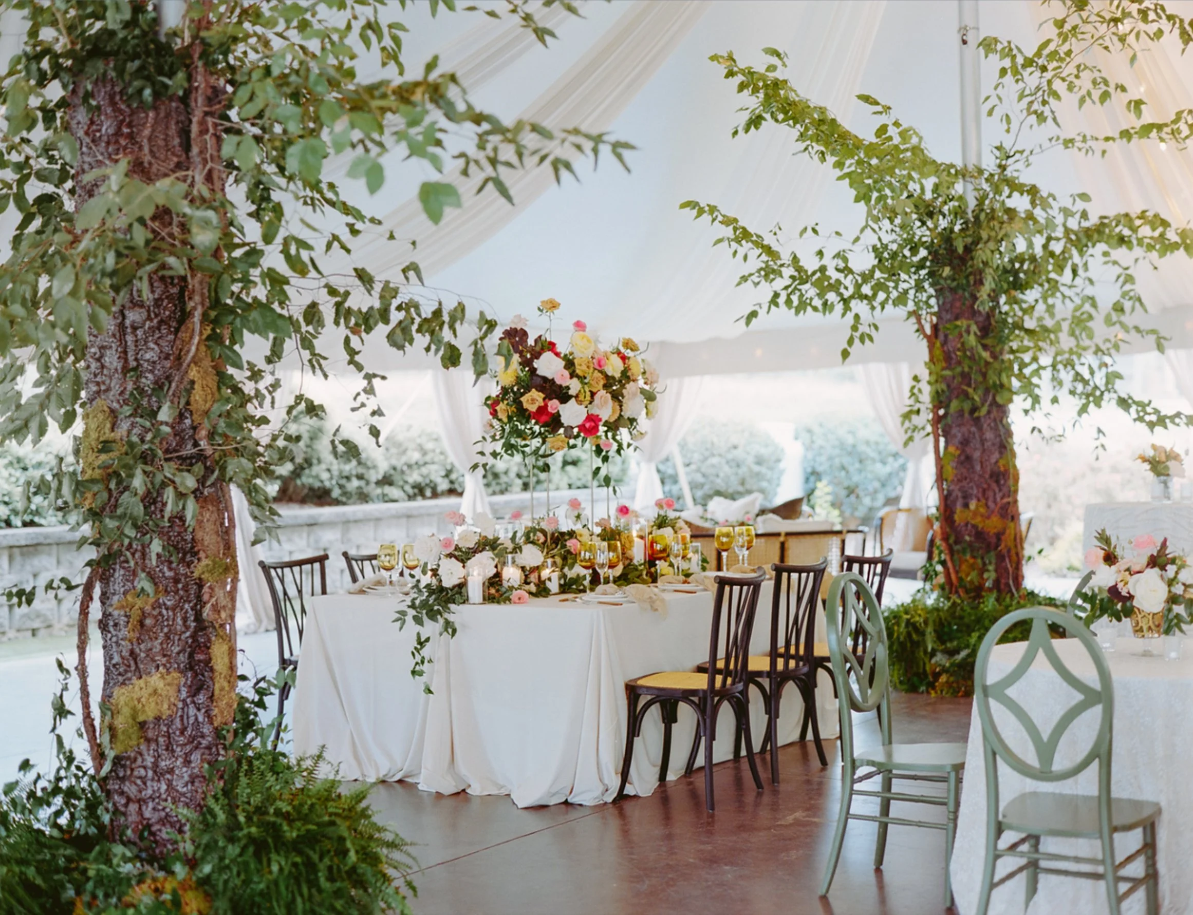 Luxury tent wedding flowers