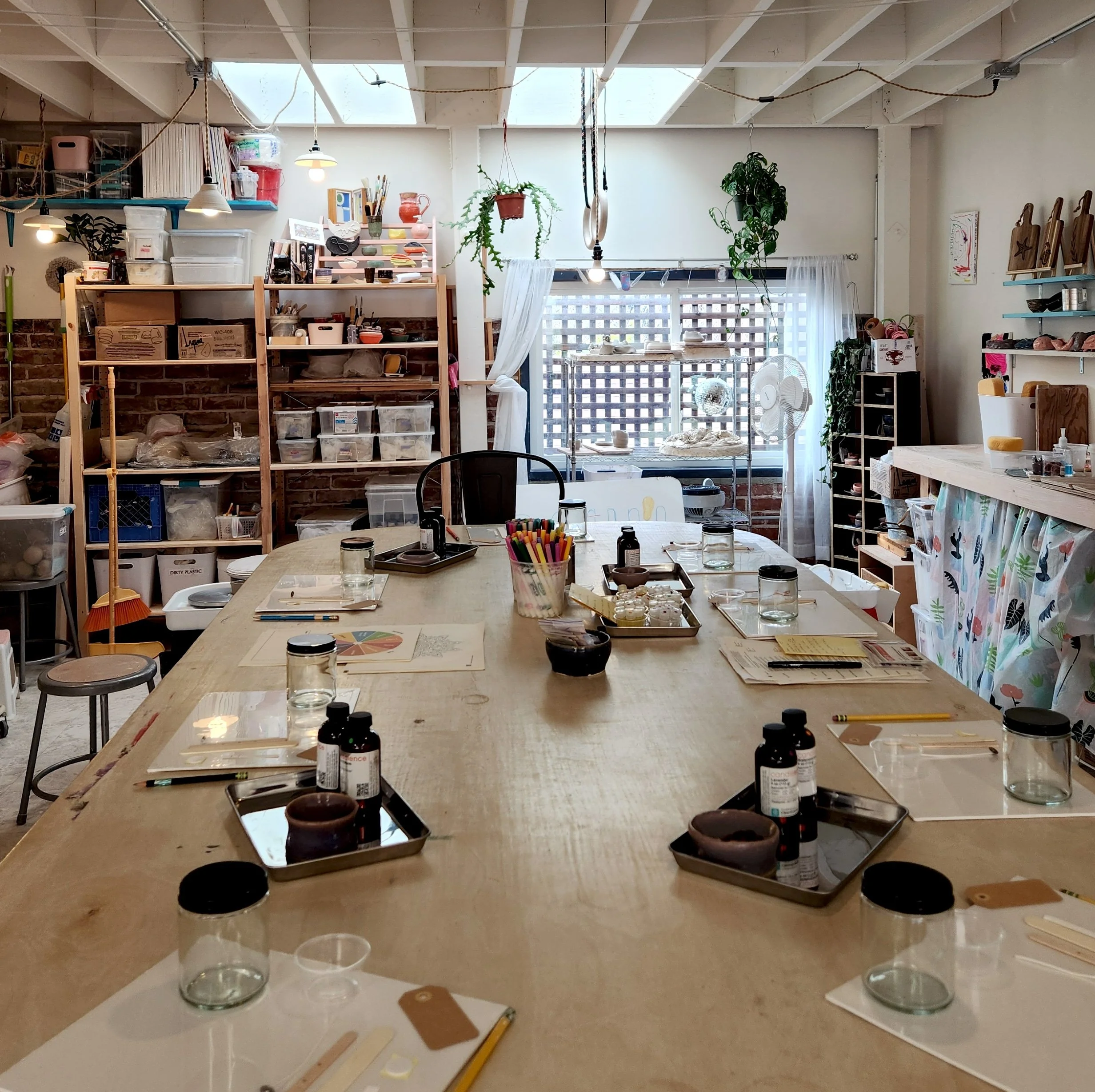 Arts &amp; Craft Classroom