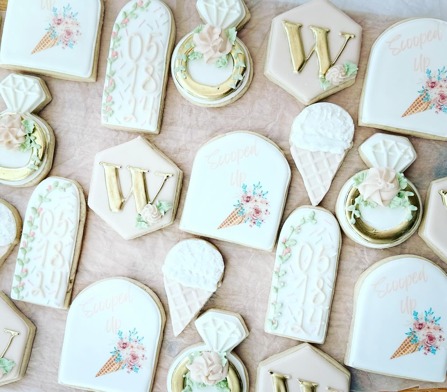 It&rsquo;s wedding season! This bride-to-be was celebrated being &ldquo;Scooped Up&rdquo; 🍦🤍