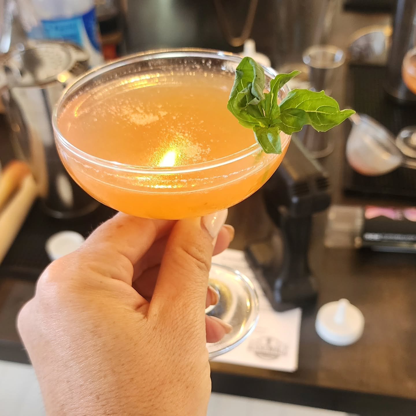 Its not pumpkin season just yet..what are you sipping these days?

#craftcocktails #ShakeYourTinCan #workshop