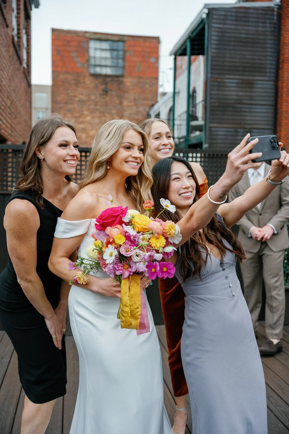 washington-dc-fathom-gallery-micro-wedding-75.jpg