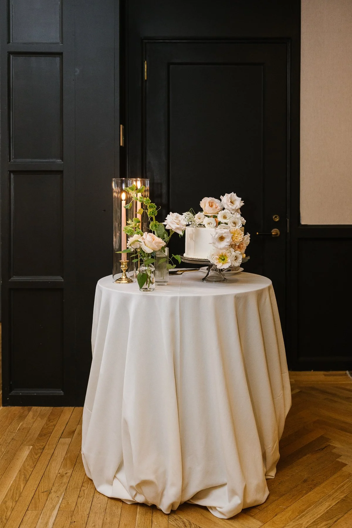 washington-dc-line-hotel-micro-wedding-38.jpg