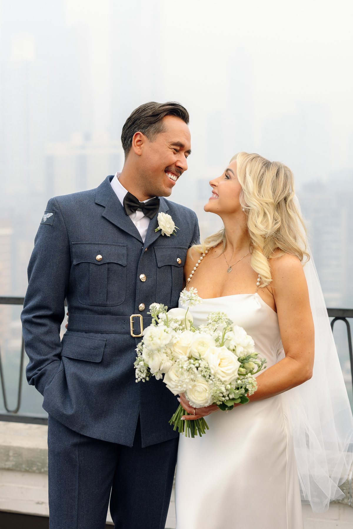 chicago-illinois-rooftop-micro-wedding-ambassador-hotel-43.jpg