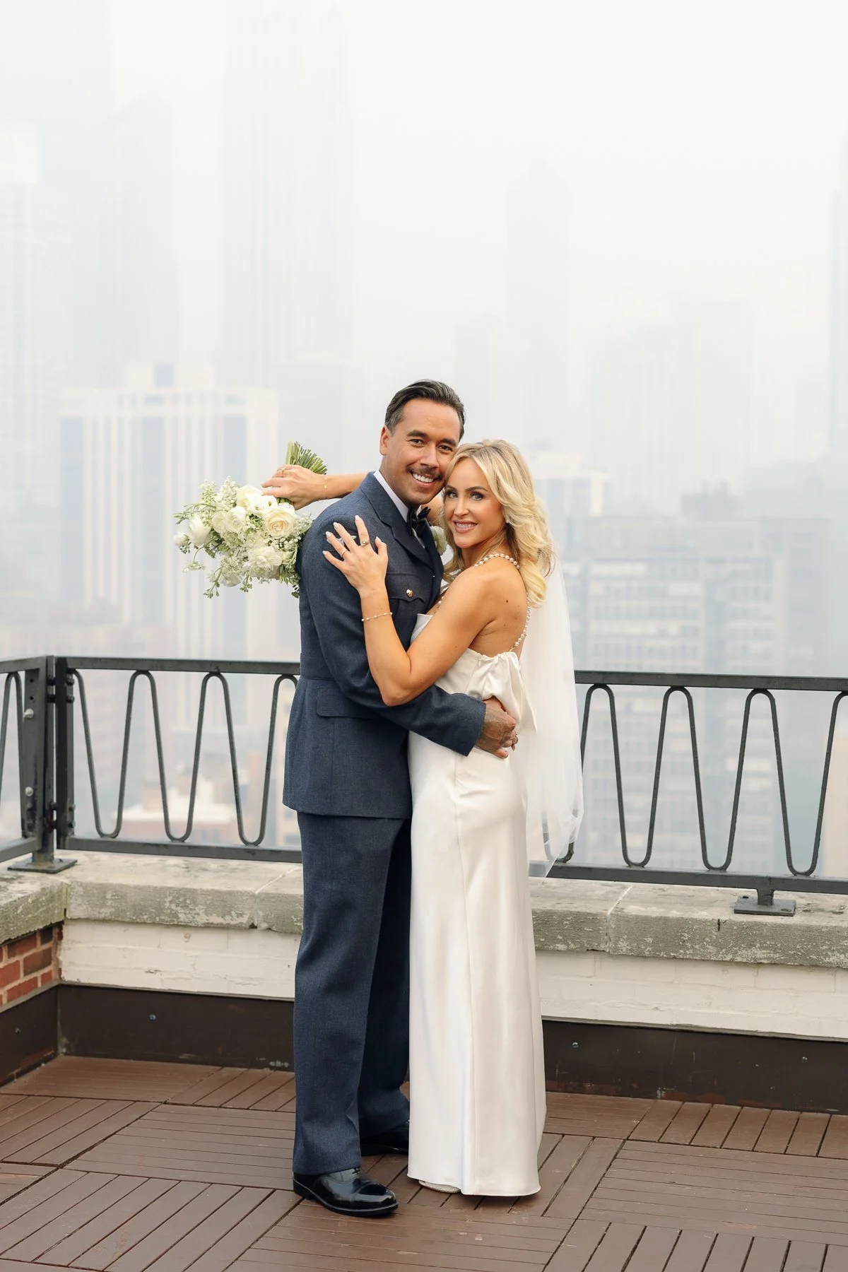 chicago-illinois-rooftop-micro-wedding-ambassador-hotel-45.jpg