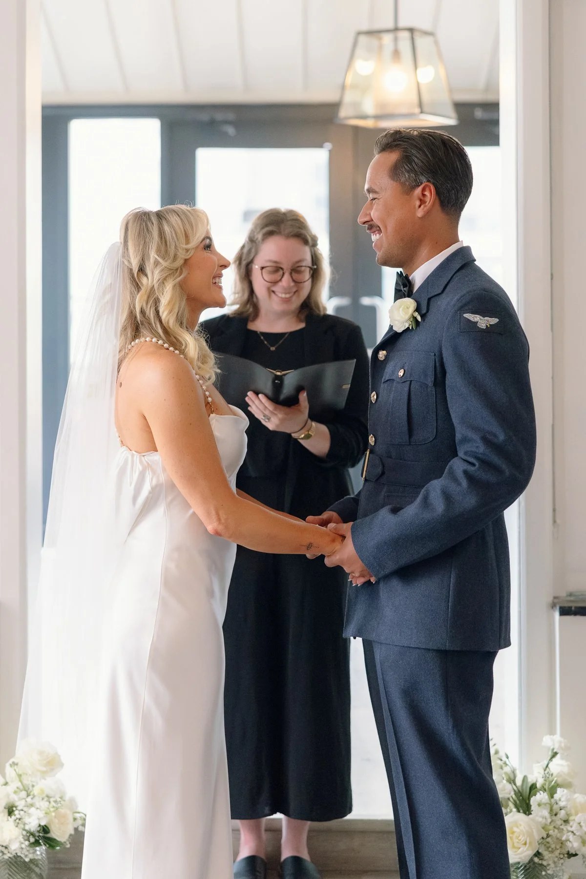 chicago-illinois-rooftop-micro-wedding-ambassador-hotel-11.jpg