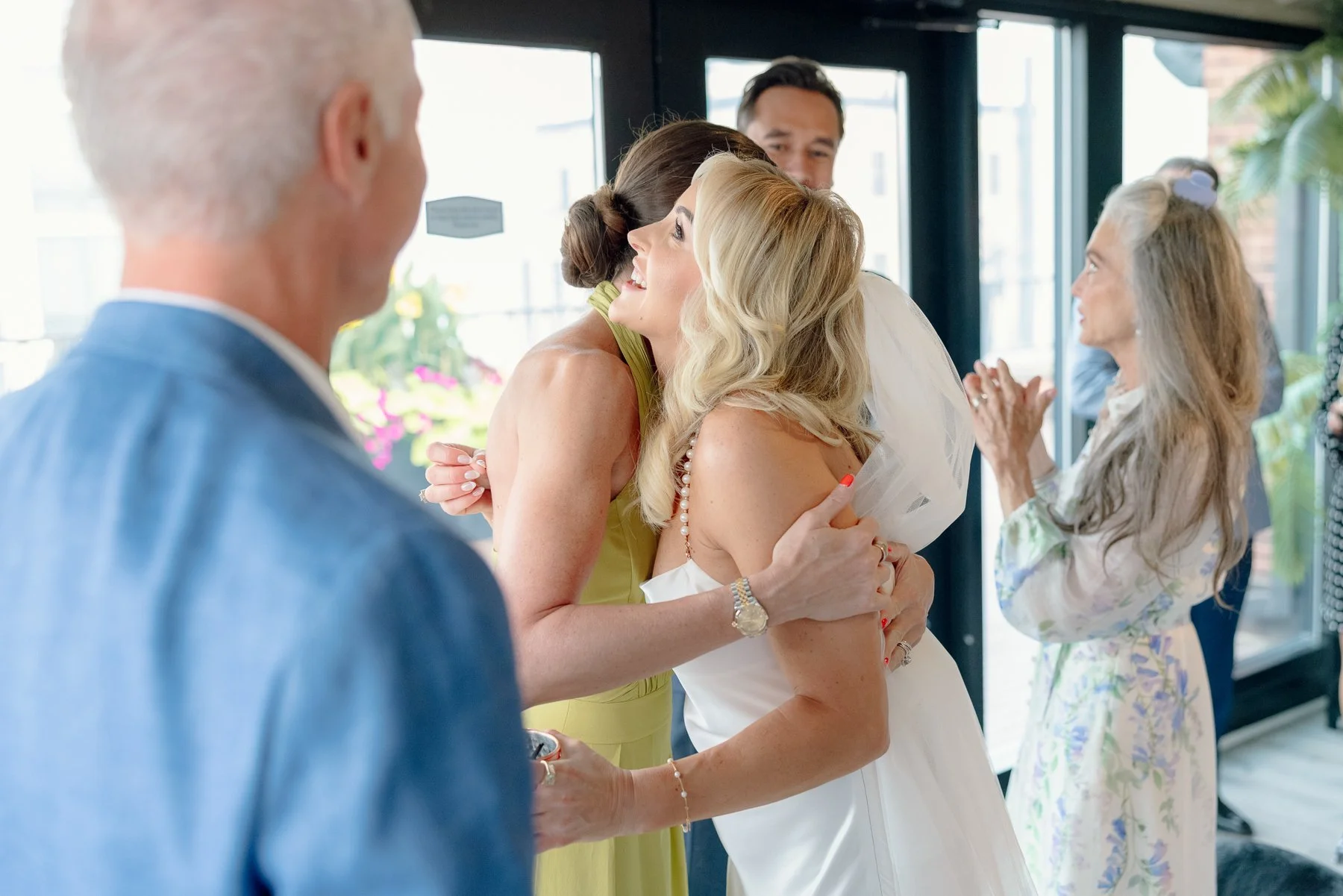 chicago-illinois-rooftop-micro-wedding-ambassador-hotel-35.jpg